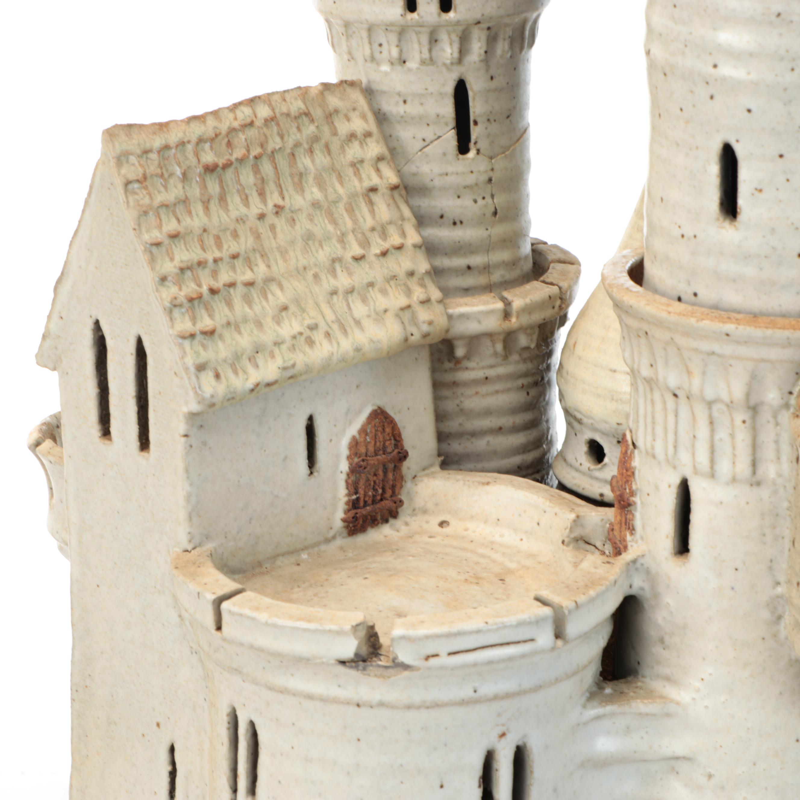 Studio Art Pottery Castle