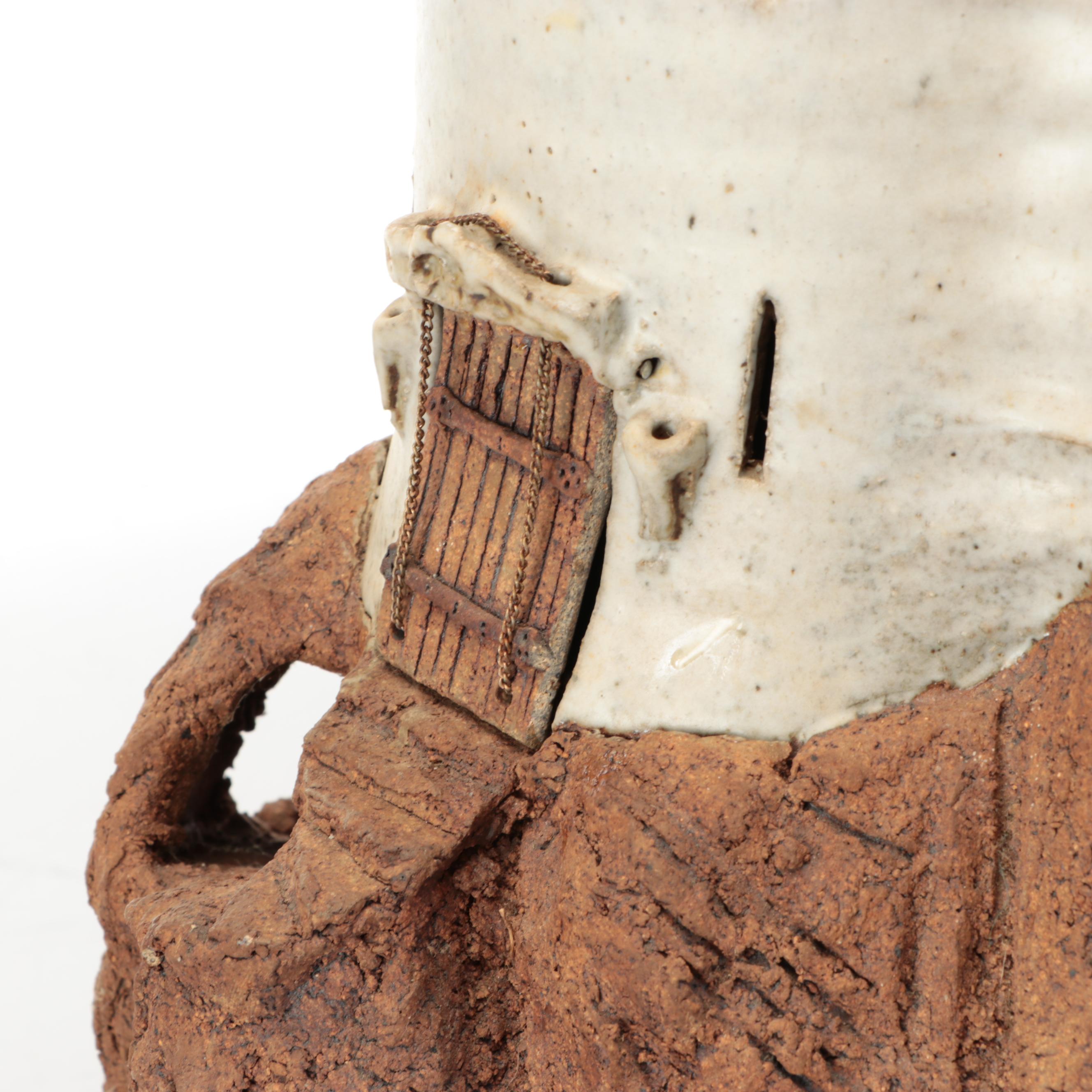 Studio Art Pottery Castle