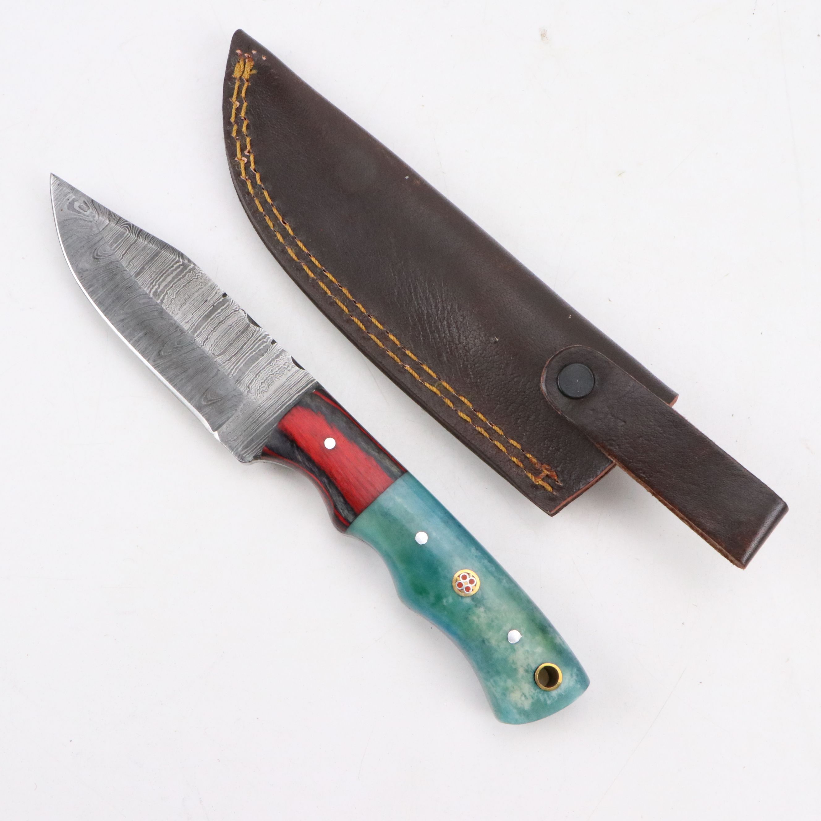 Damascus Steel Hunting Knives and Tantō Blade