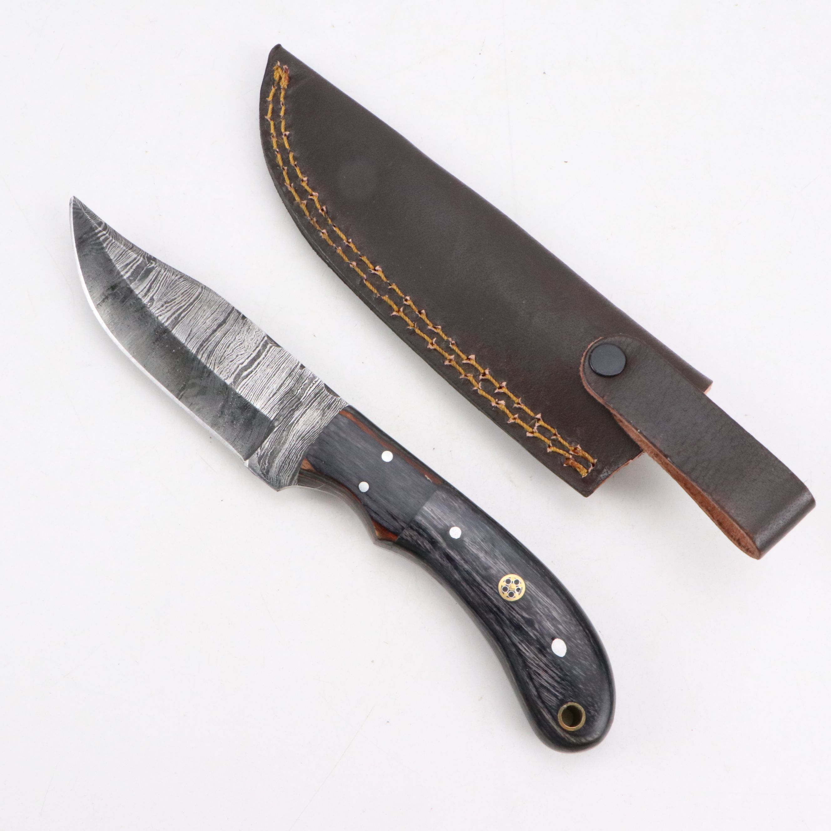 Damascus Steel Hunting Knives and Tantō Blade