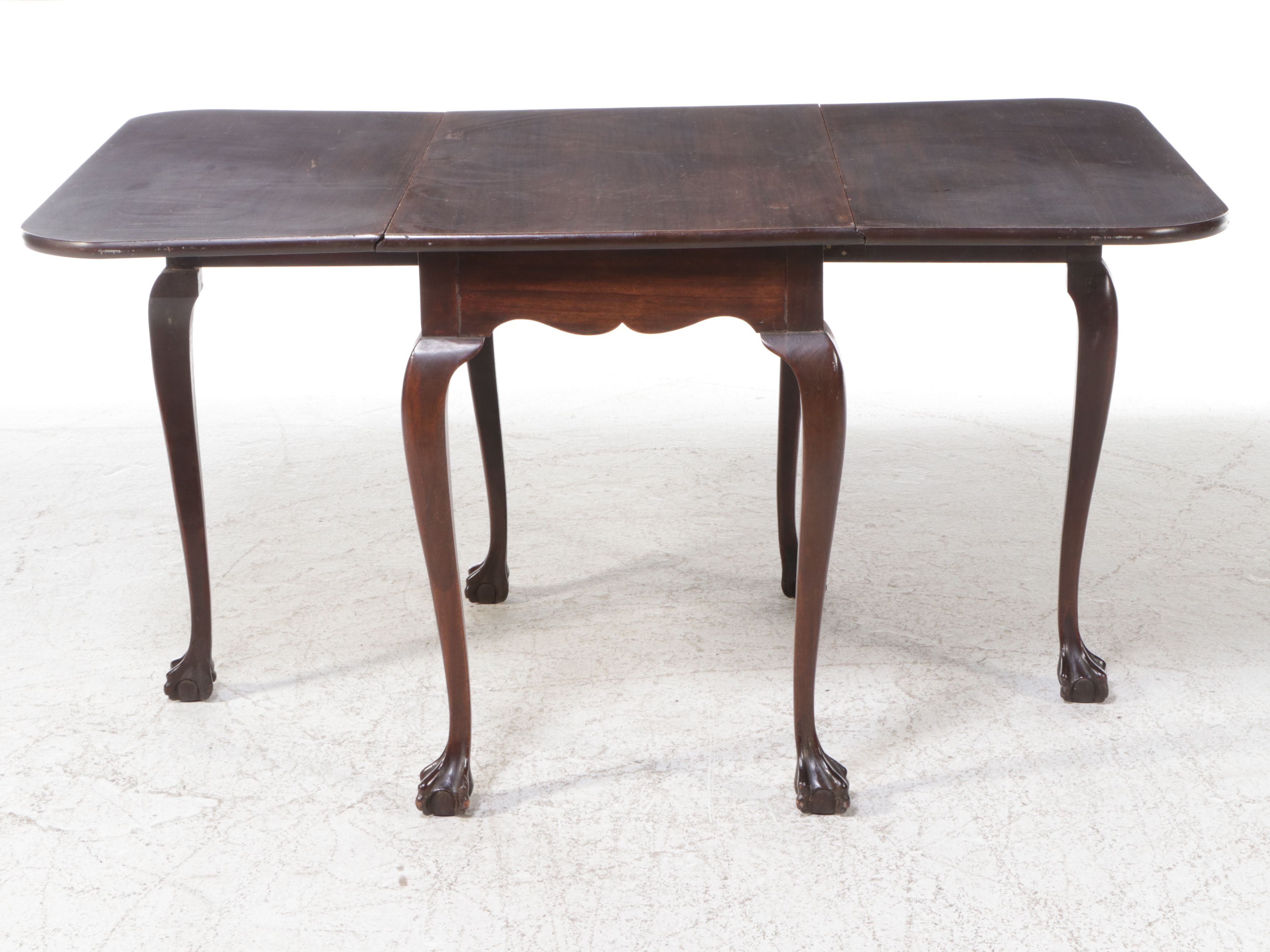 Chippendale Style Mahogany Gateleg Drop Leaf Dining Table, Early 20th Century