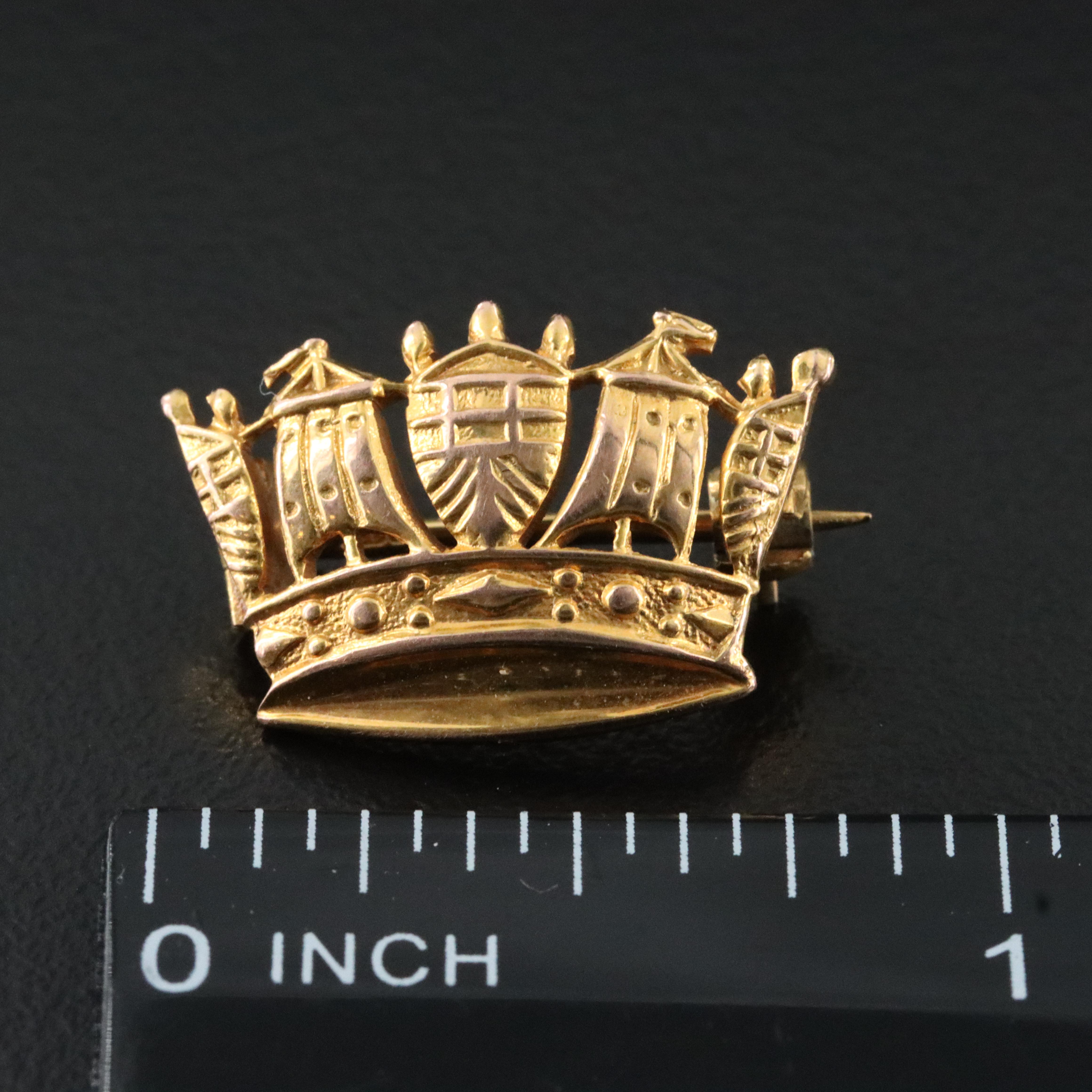 English 9K Crown Pin