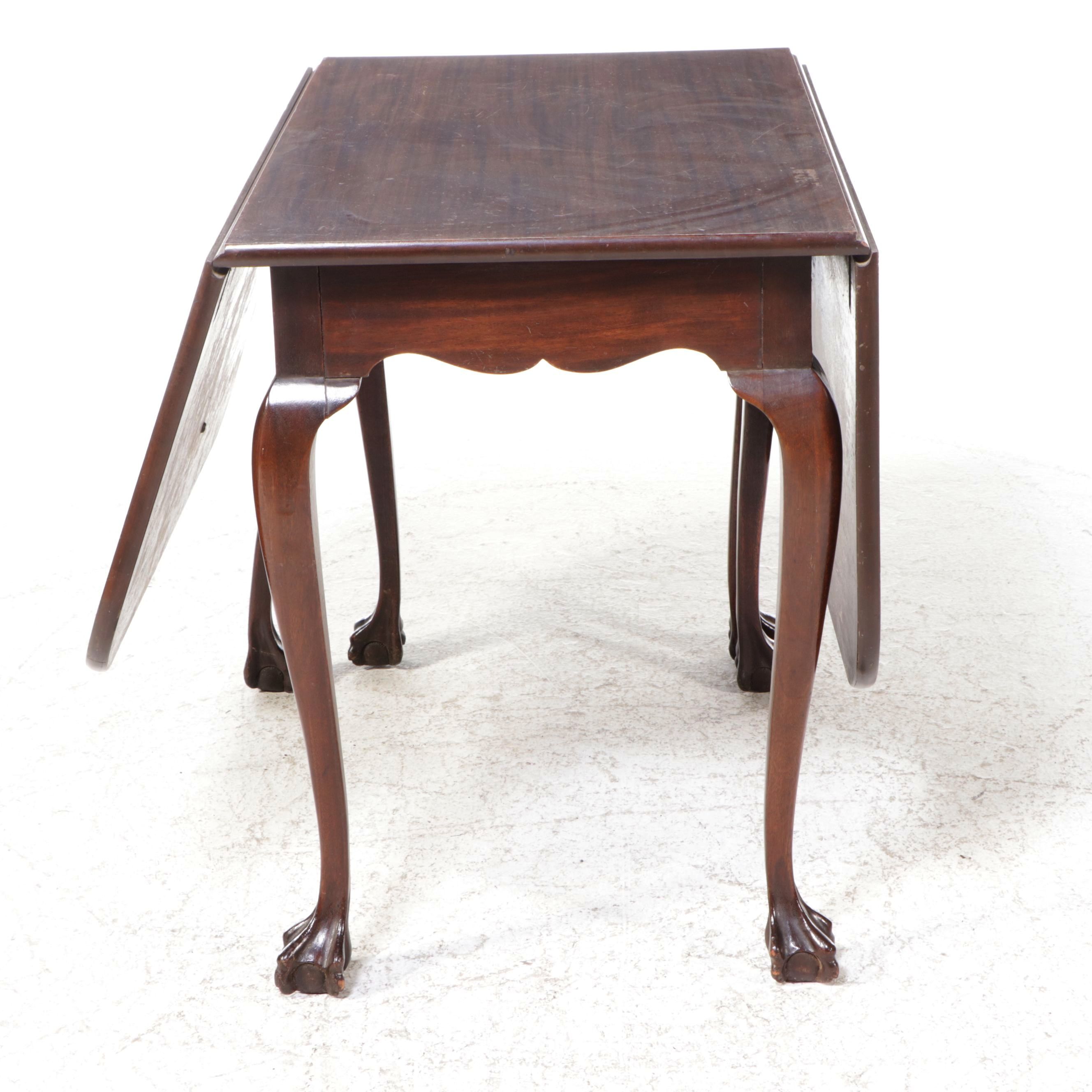 Chippendale Style Mahogany Gateleg Drop Leaf Dining Table, Early 20th Century