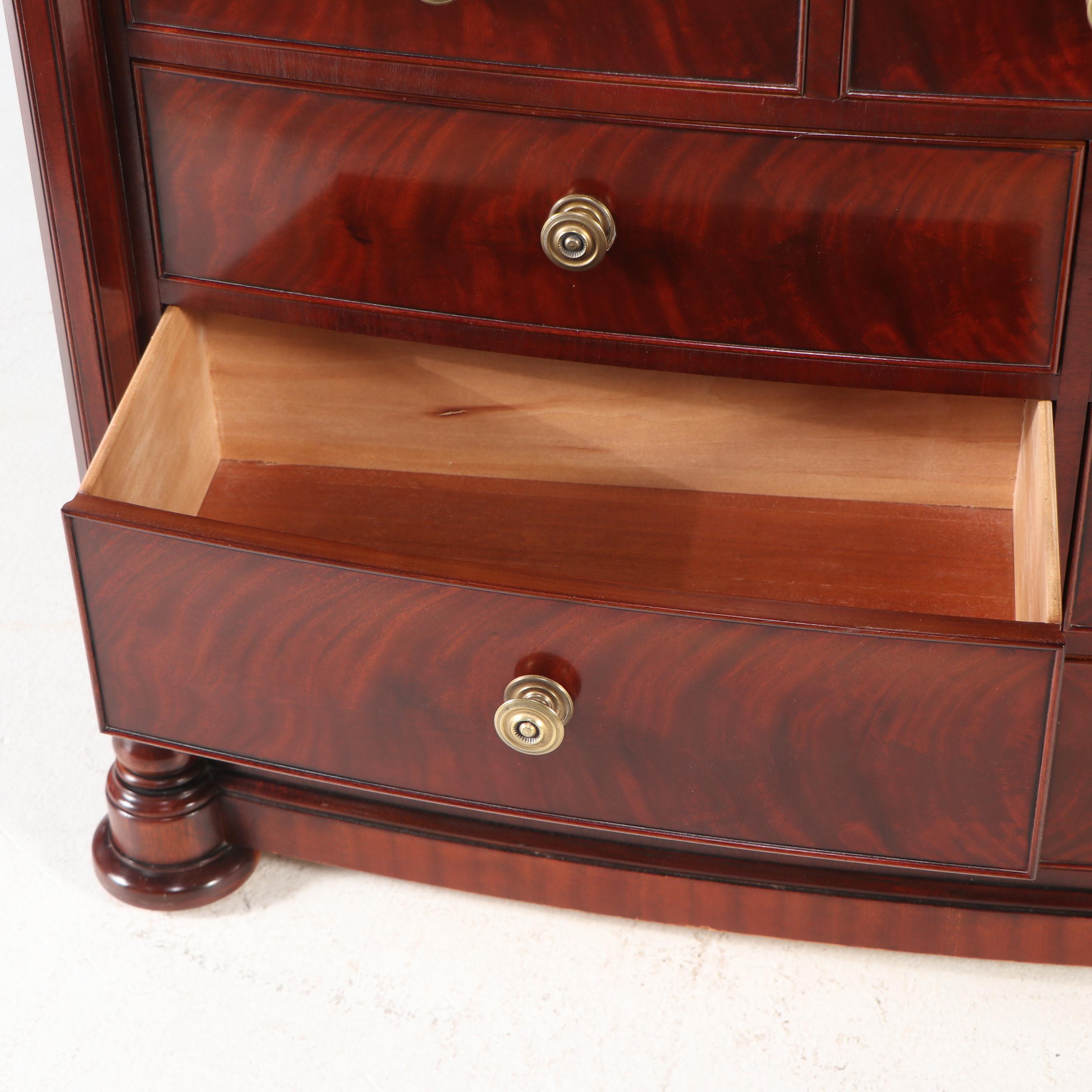 Henredon Mahogany Chest of Drawers