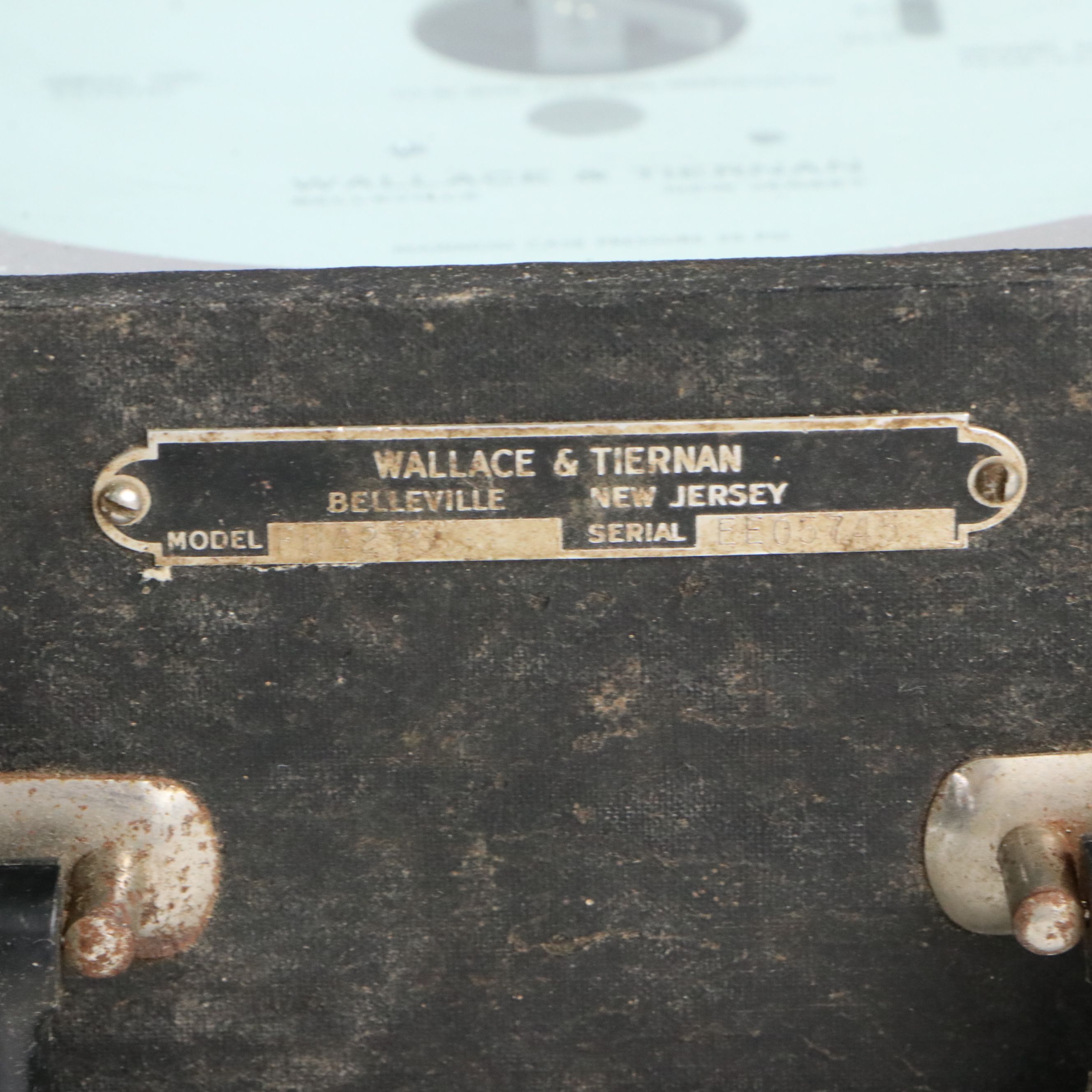 Wallace & Tiernan Master Air Gauge in Portable Case