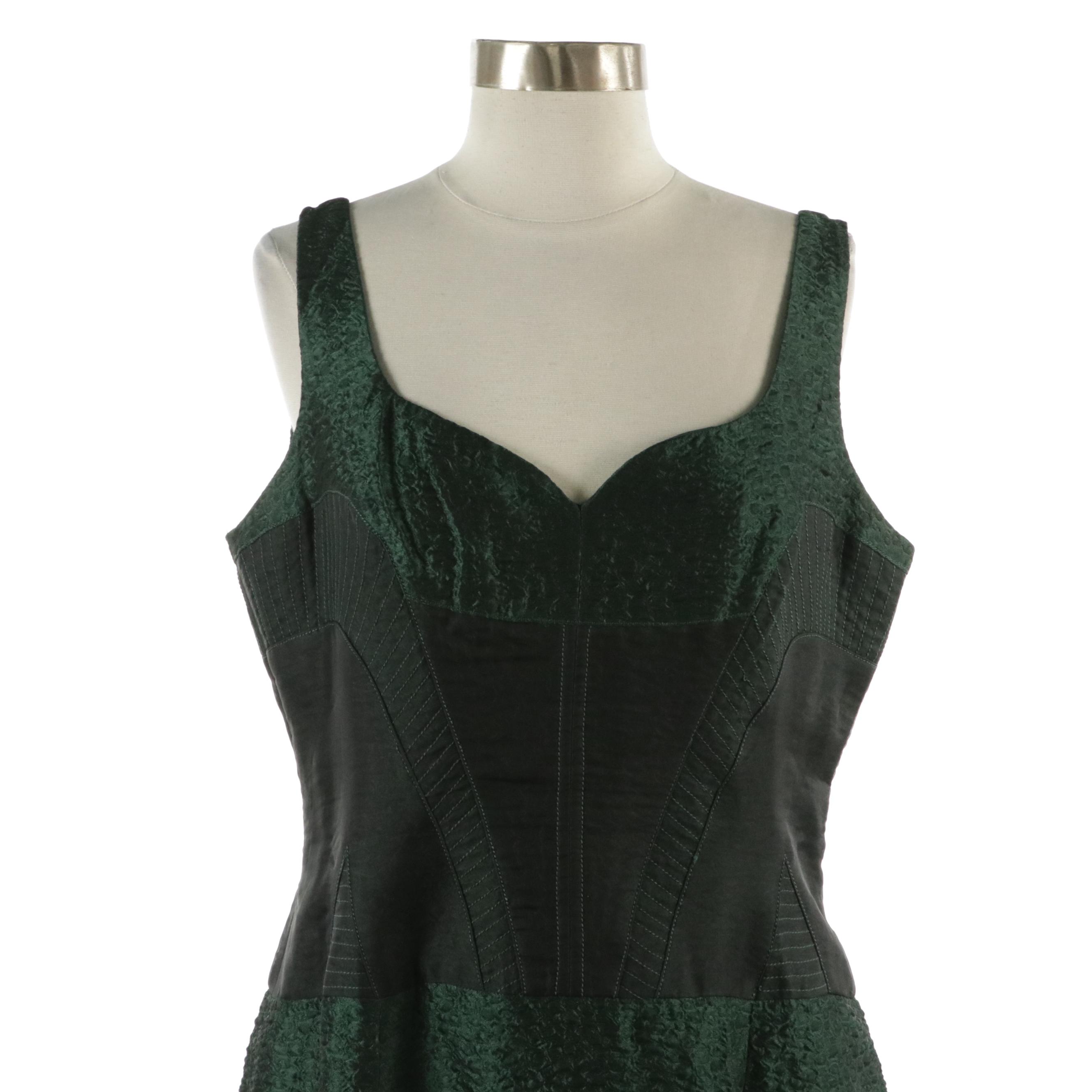 Carolina Herrera Sweetheart Neckline Trumpet Gown in Deep Green Silk Blend