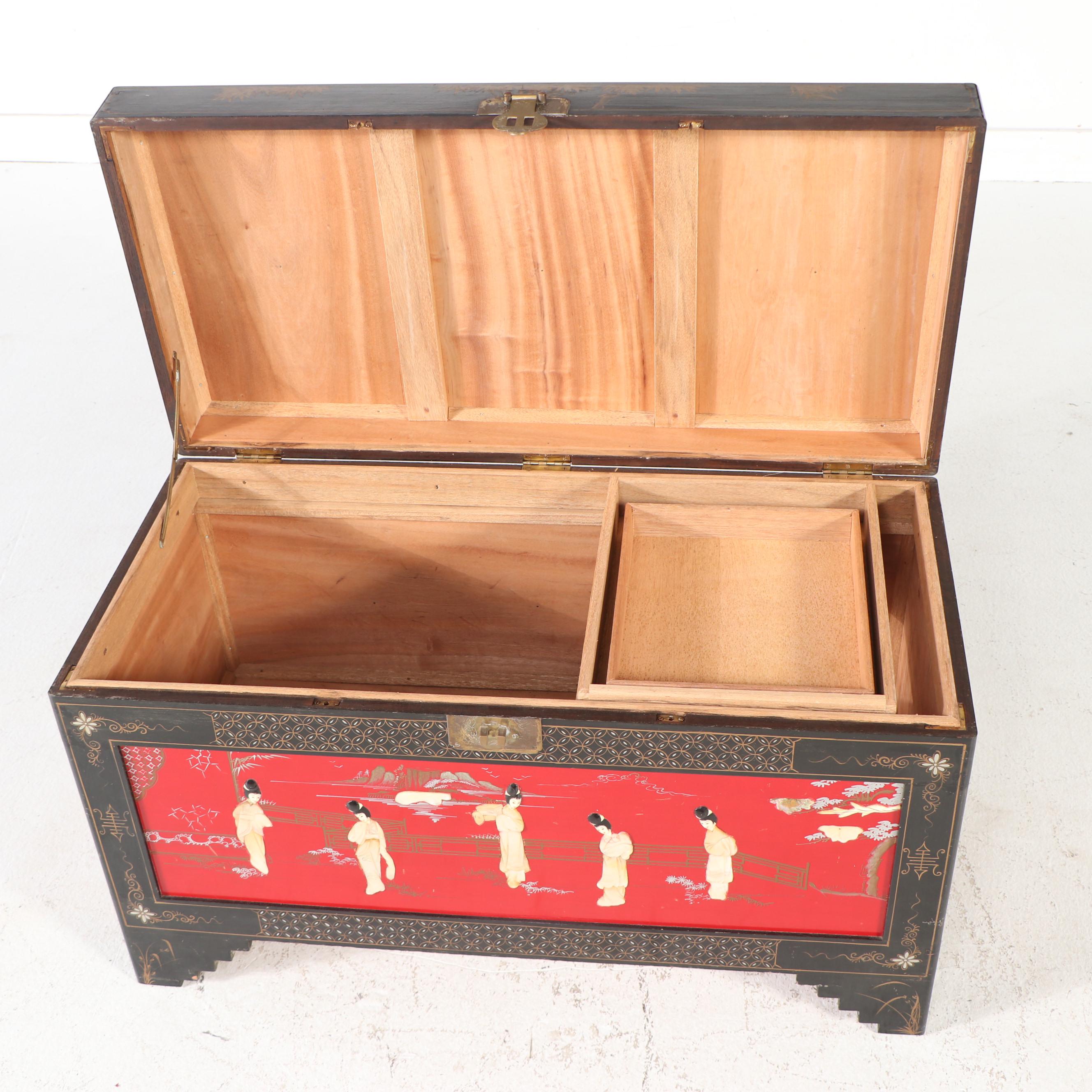 Chinese Hand-Decorated Lacquered Wood Chest Coffee Table