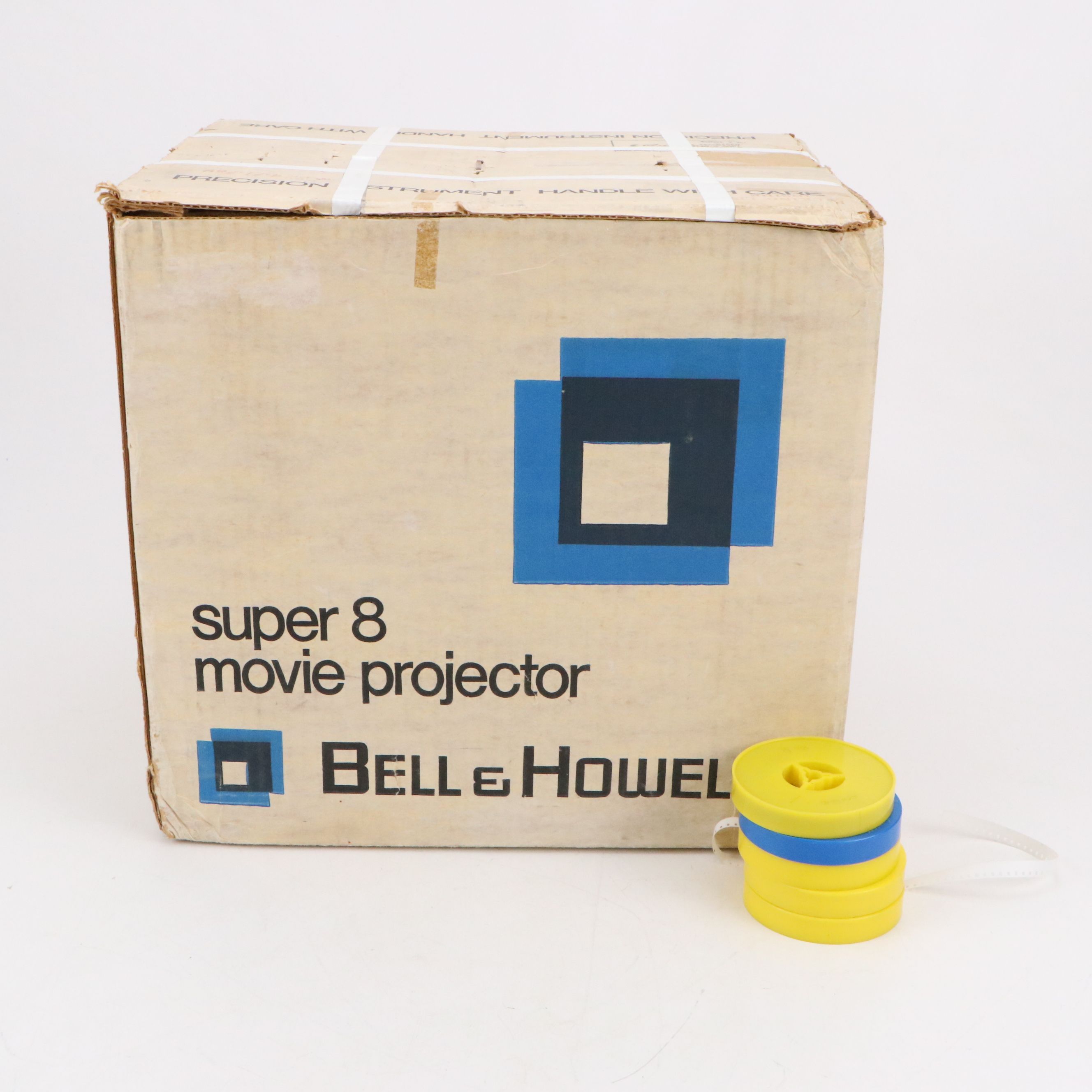 Ben & Howell "Multi Motion" Autoload Super Movie Projector, Vintage