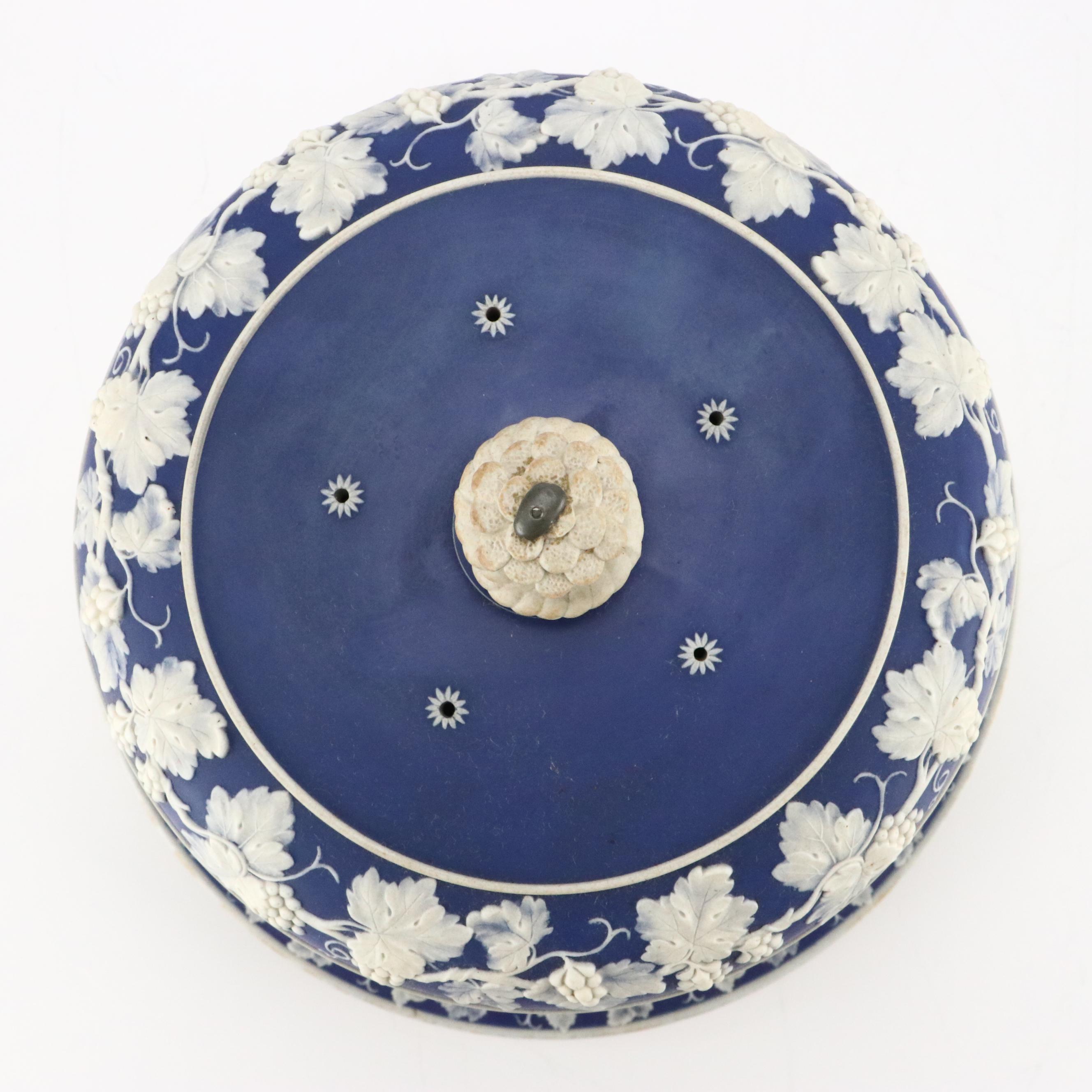 English Jasperware Cheese Dome, 19th Century