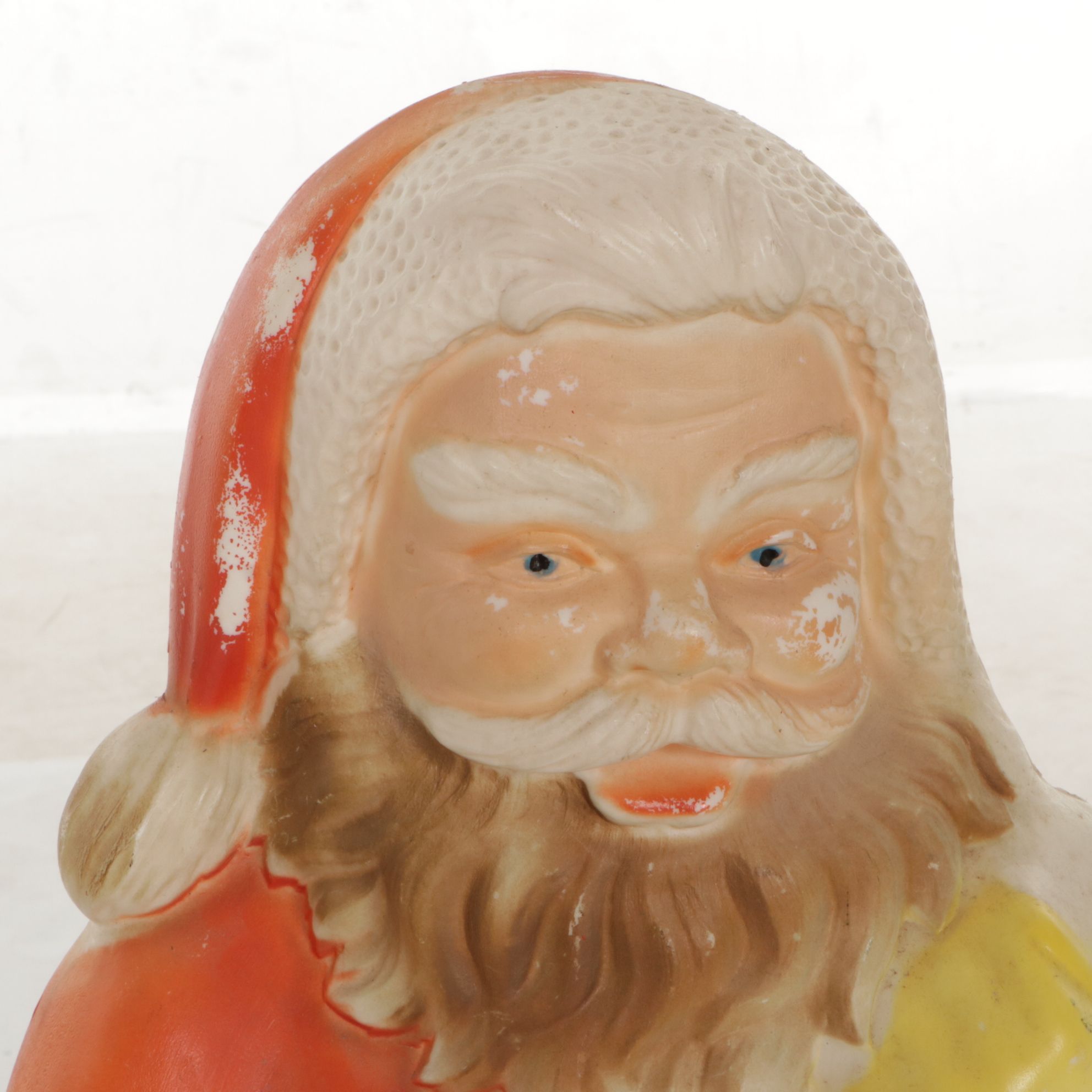 Poloron Lighted Blow Mold Santa Holding Gifts