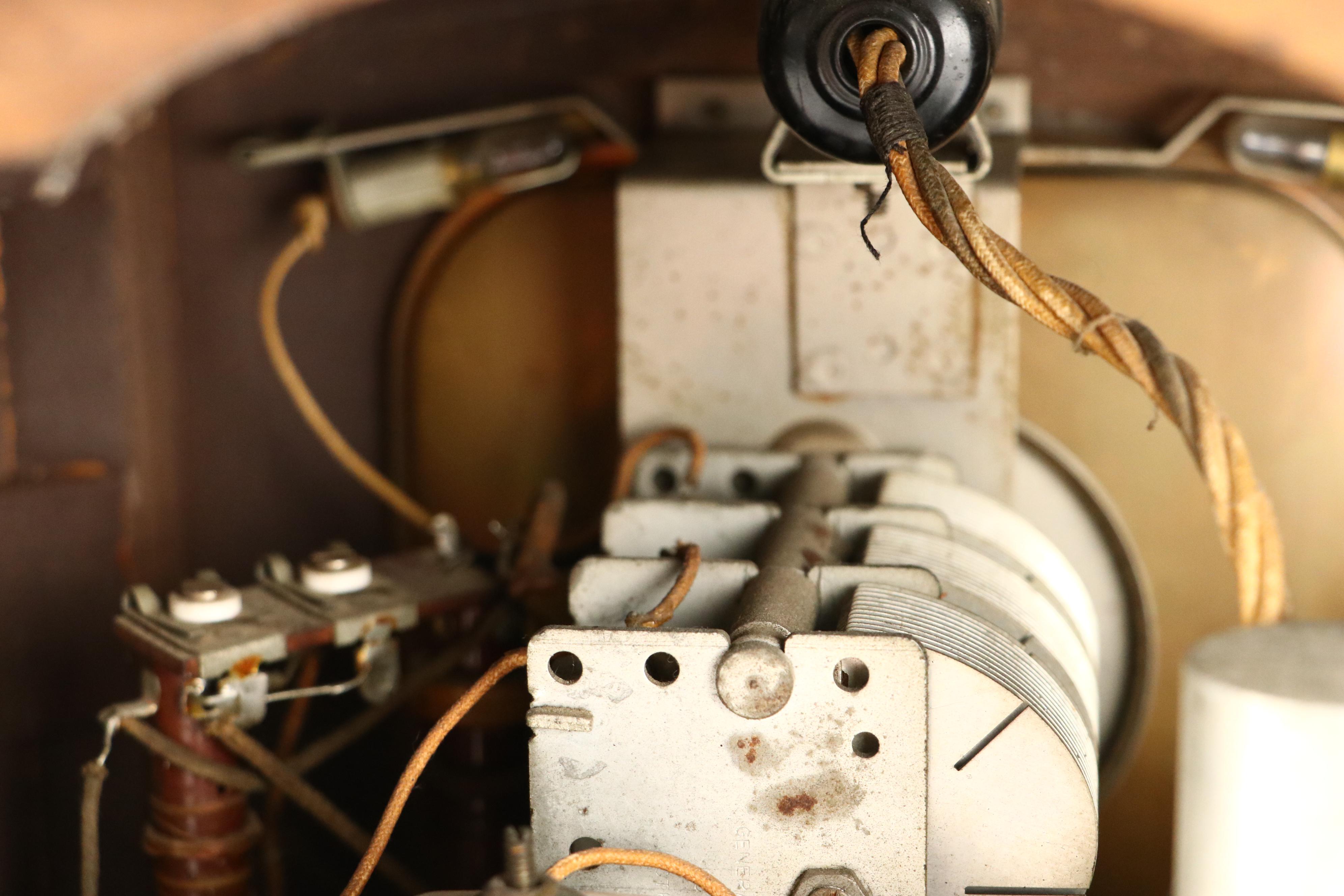 Firestone "Air Chief" Wood Tube Radio, Circa 1930s