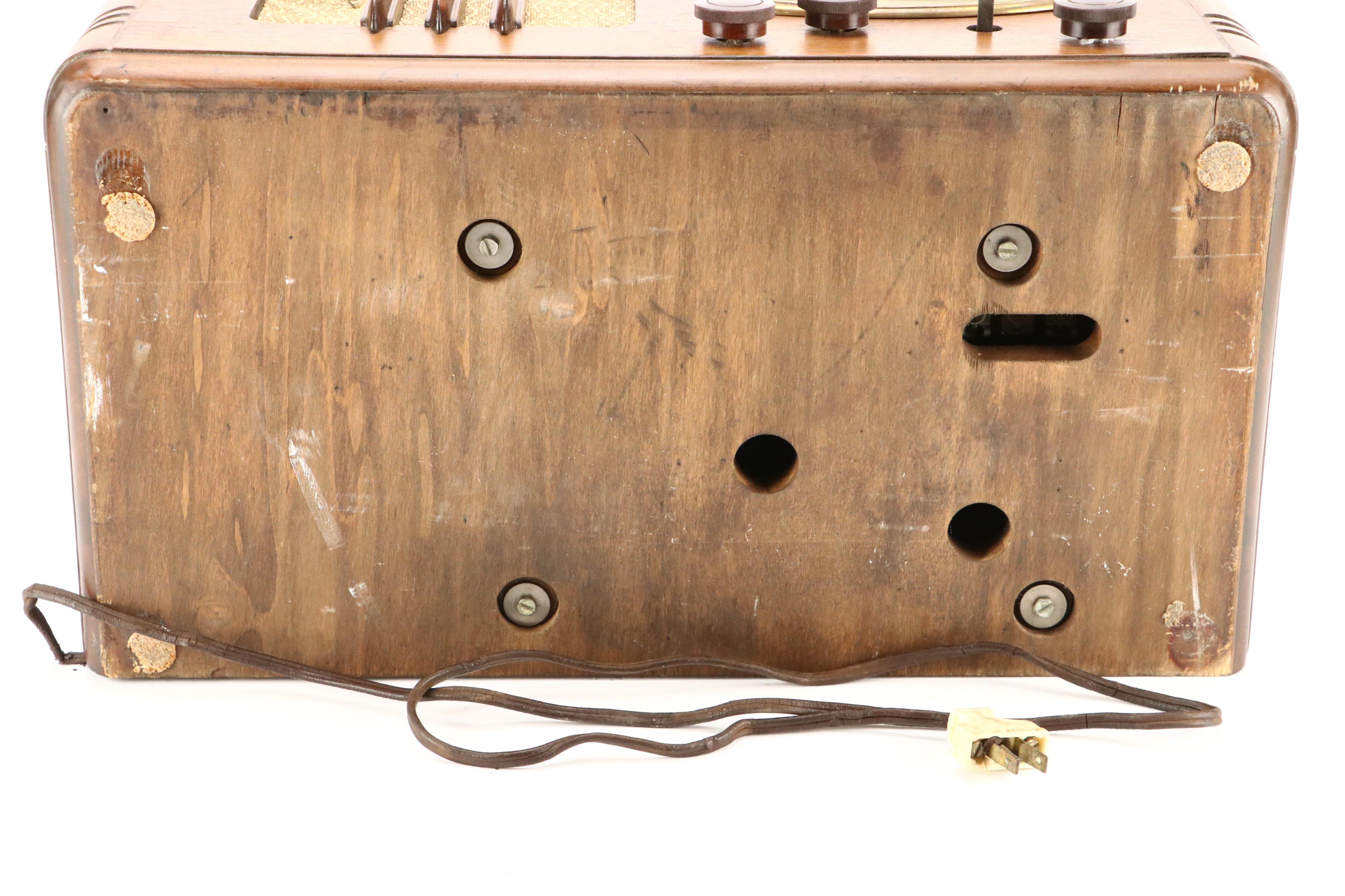 Firestone "Air Chief" Wood Tube Radio, Circa 1930s