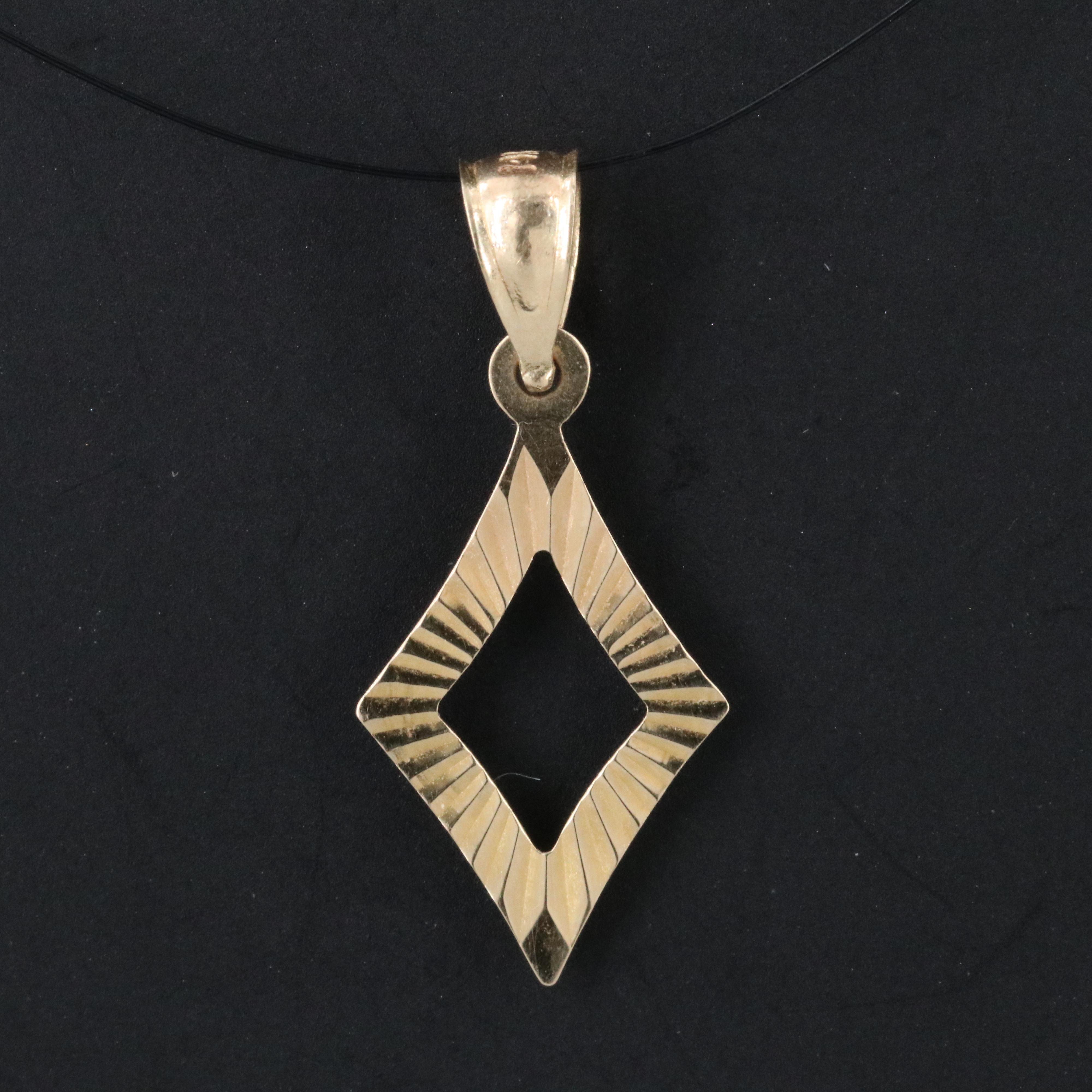 14K Diamond-Cut Style Pendant