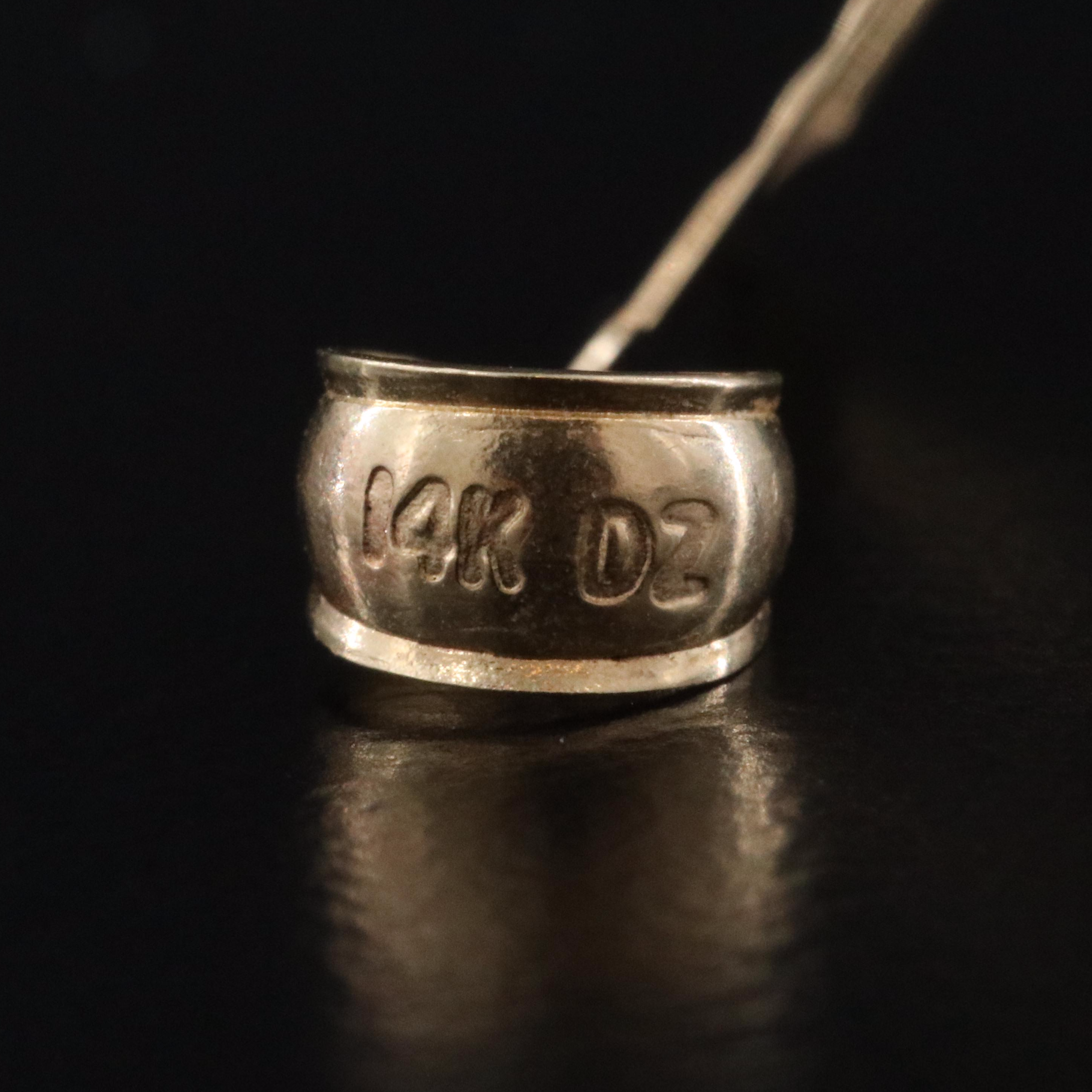 14K Diamond-Cut Style Pendant