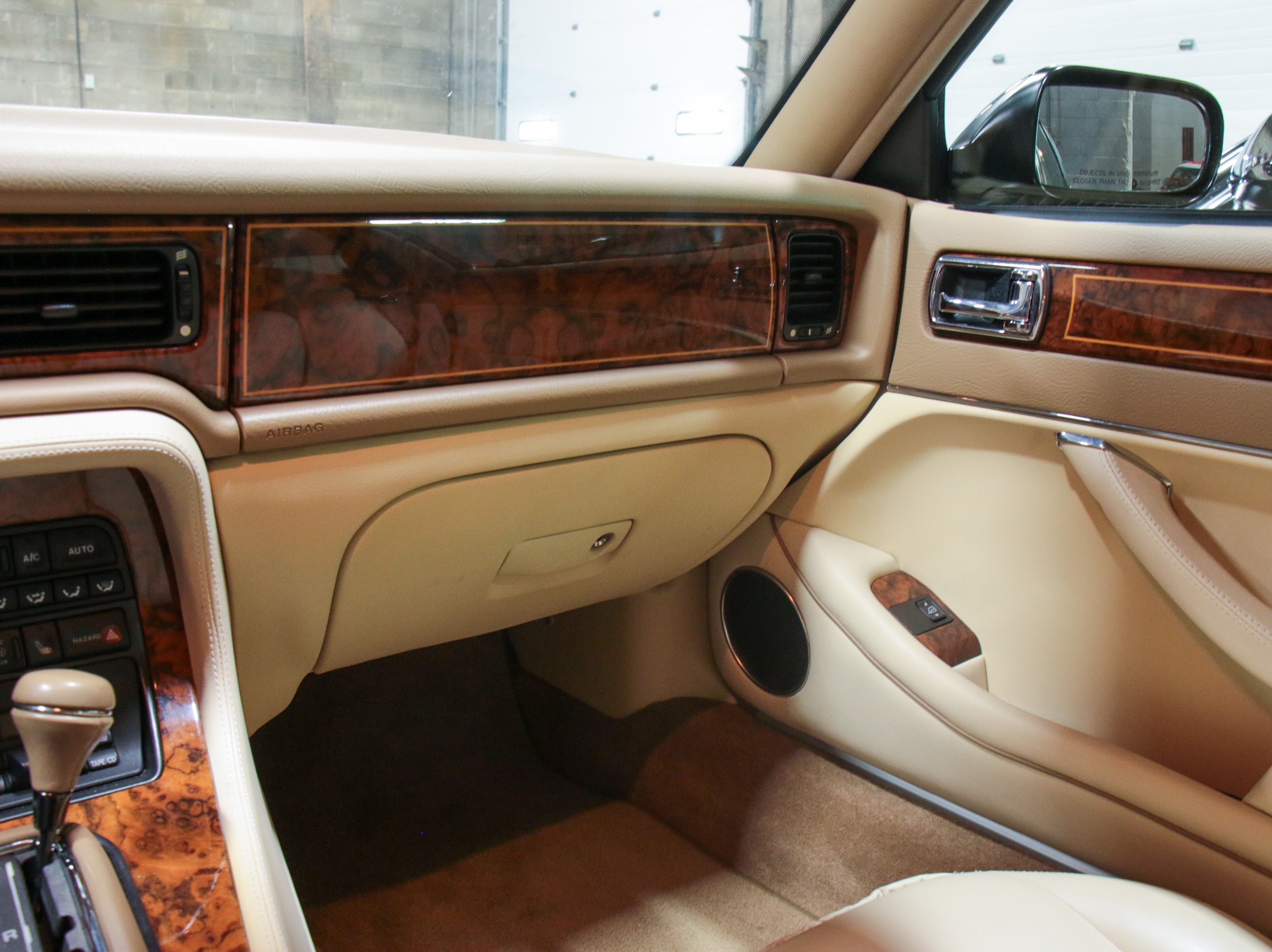 1996 Jaguar XJ Vanden Plas