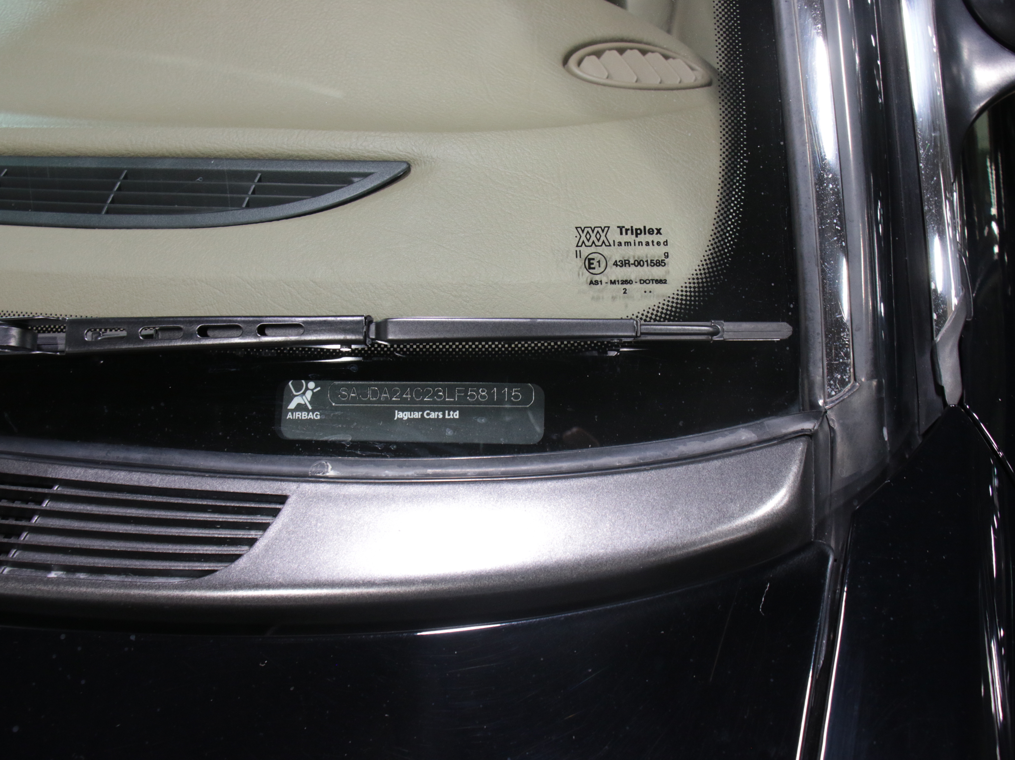 1996 Jaguar XJ Vanden Plas