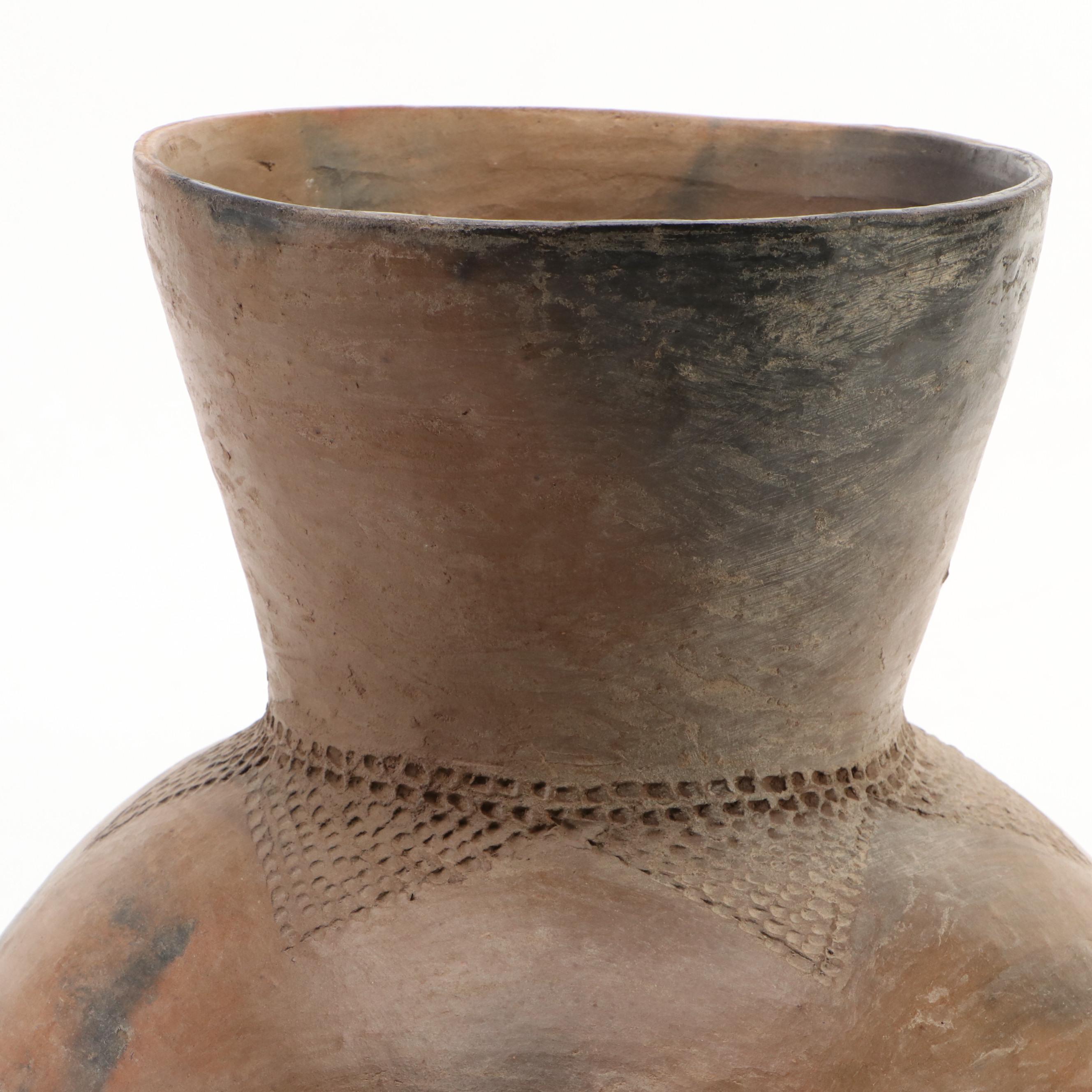 Zulu Ukhamba Black Clay Drinking Cup and Uphiso Fermenting Pot