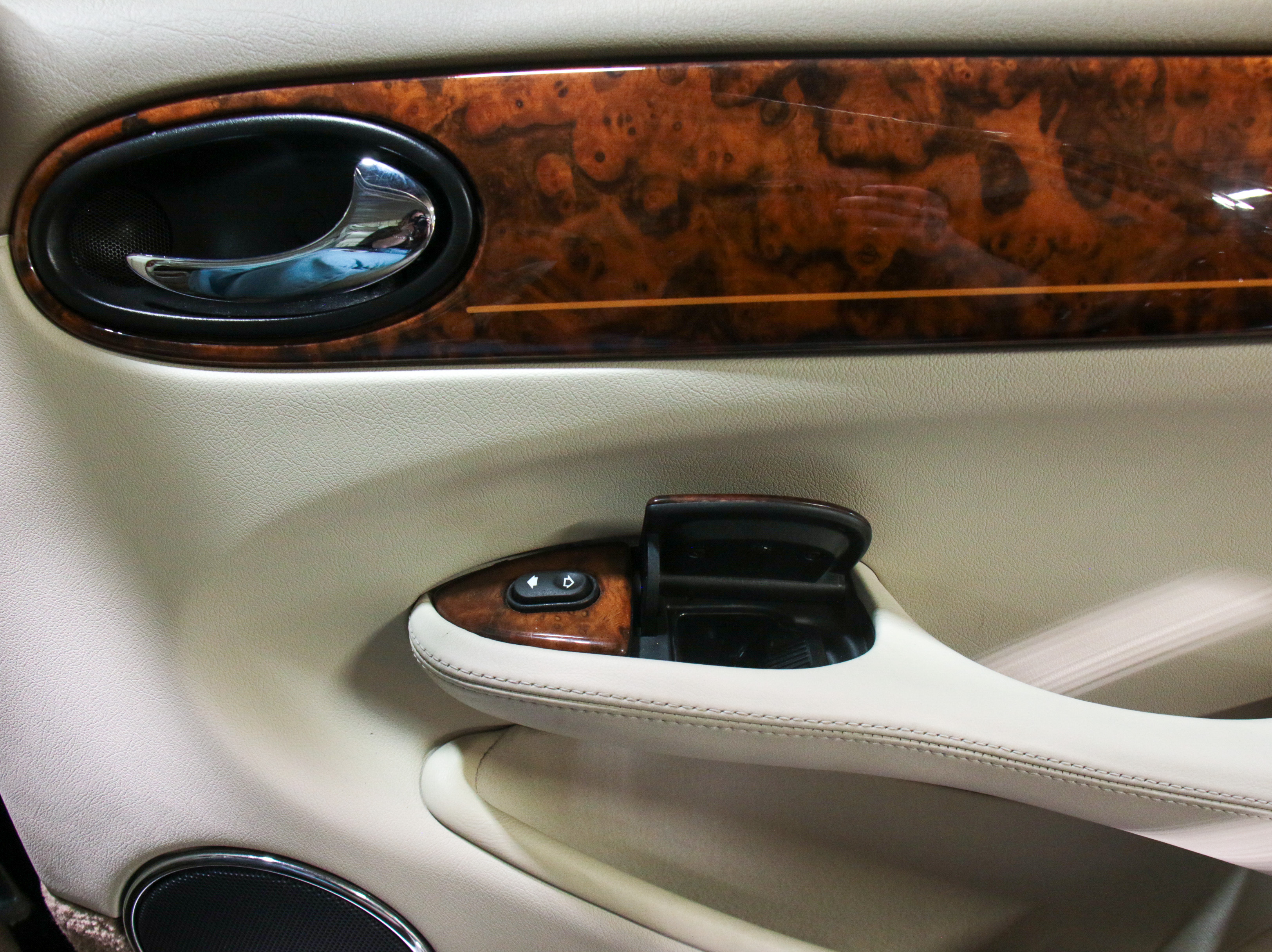 2003 Jaguar XJ Vanden Plas