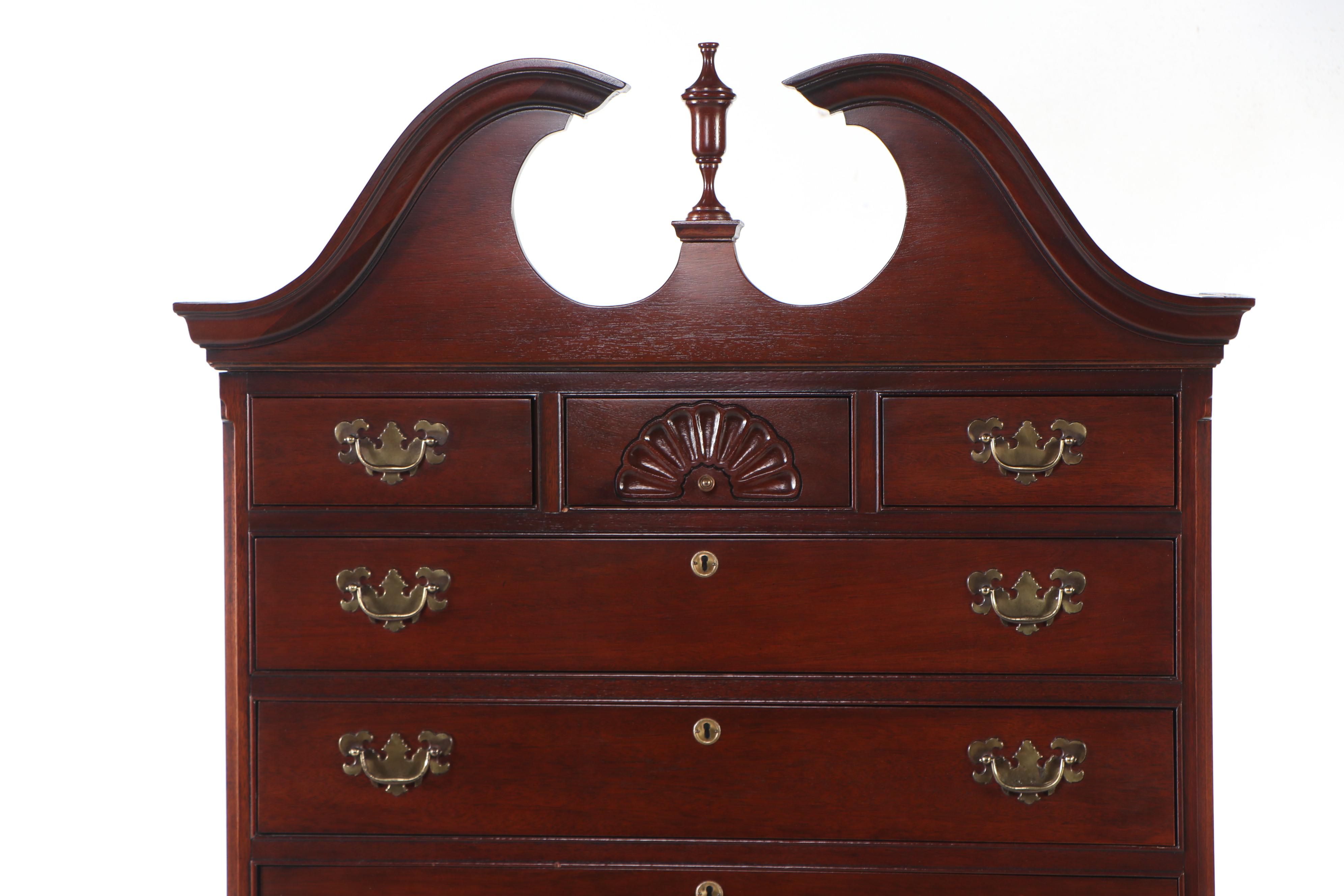 Henredon Queen Anne Style Mahogany Highboy