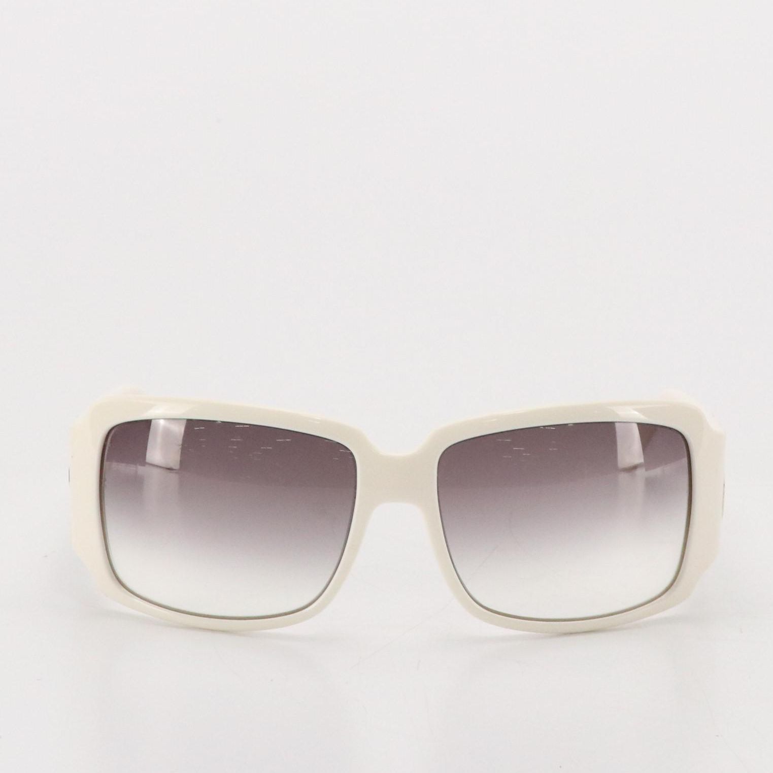 Fendi FS456 105 Black & White Oversized Rectangular Sunglasses
