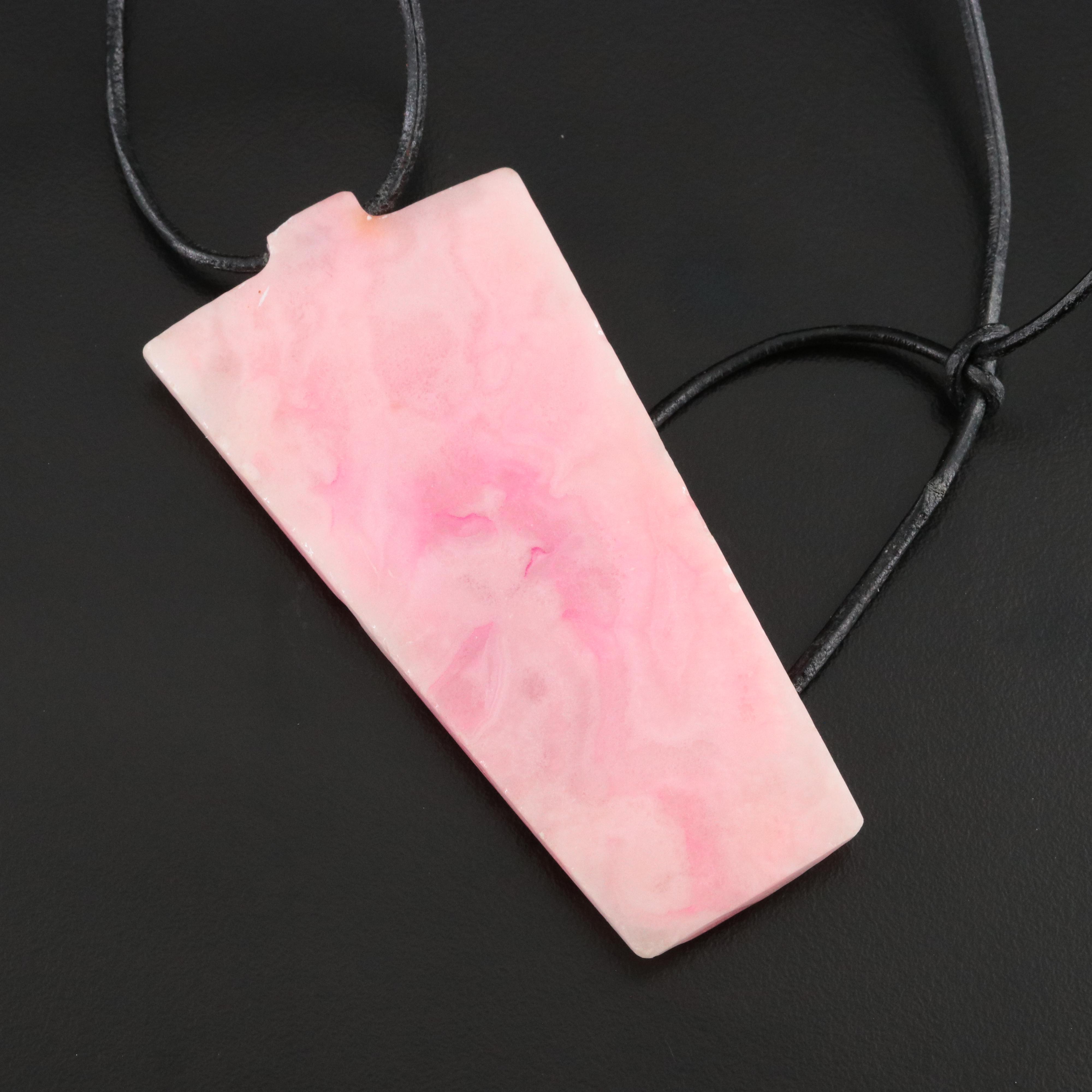 Agate Figural Pendant Necklace