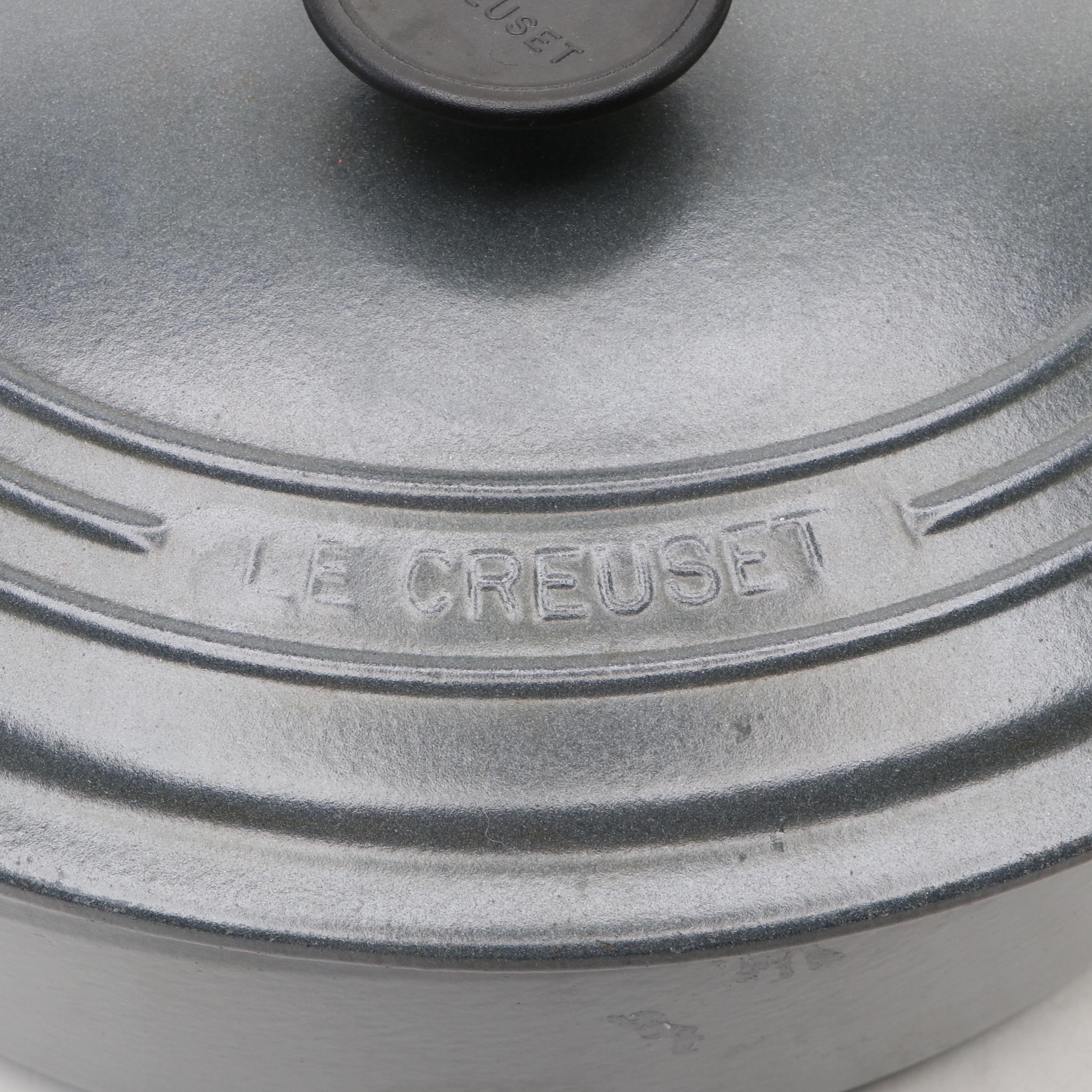 Le Creuset 4.7L Enameled Cast Iron Oval Dutch Oven