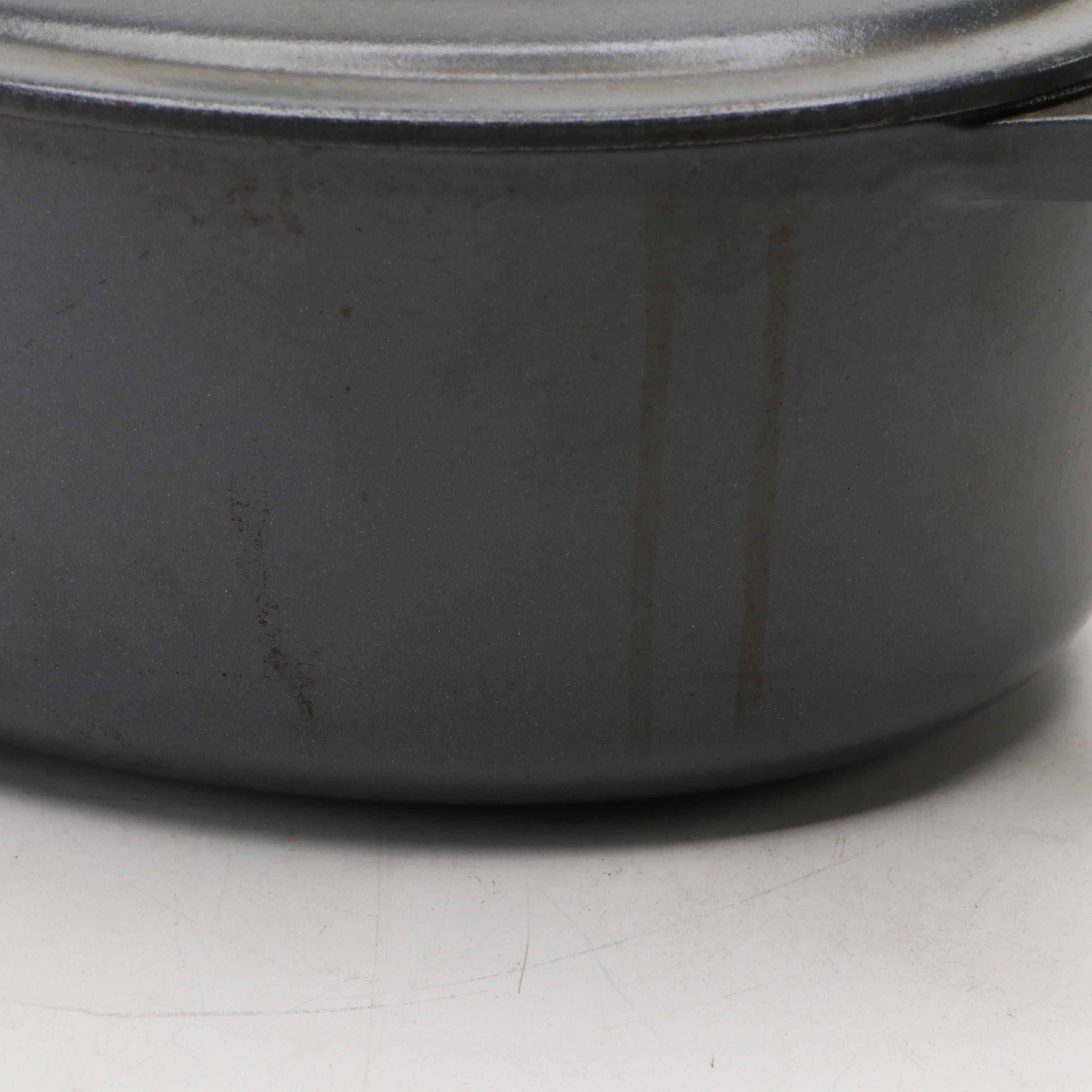 Le Creuset 4.7L Enameled Cast Iron Oval Dutch Oven