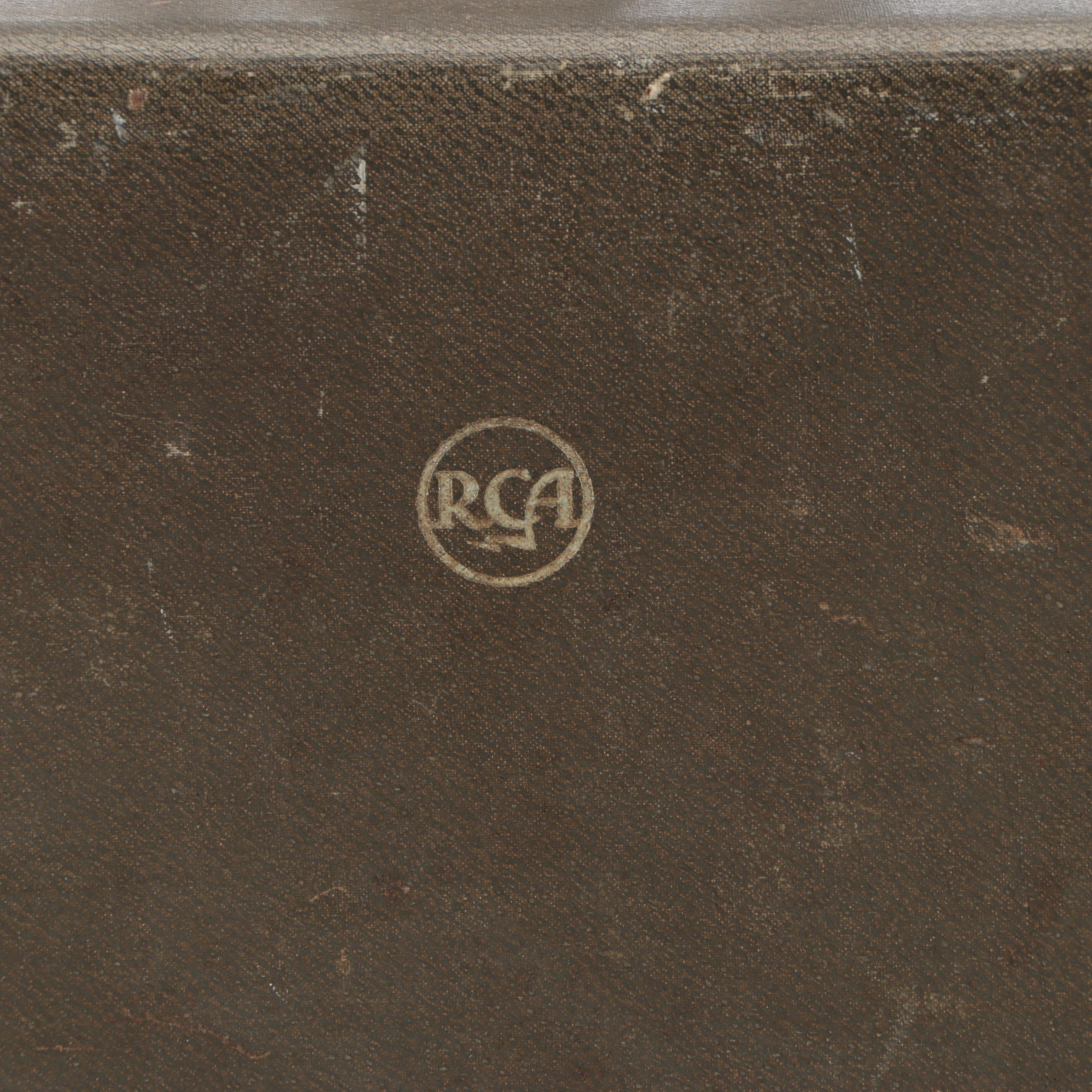 RCA Victor Reel-to-Reel Vintage Tape Recorder, Mid-20th C.