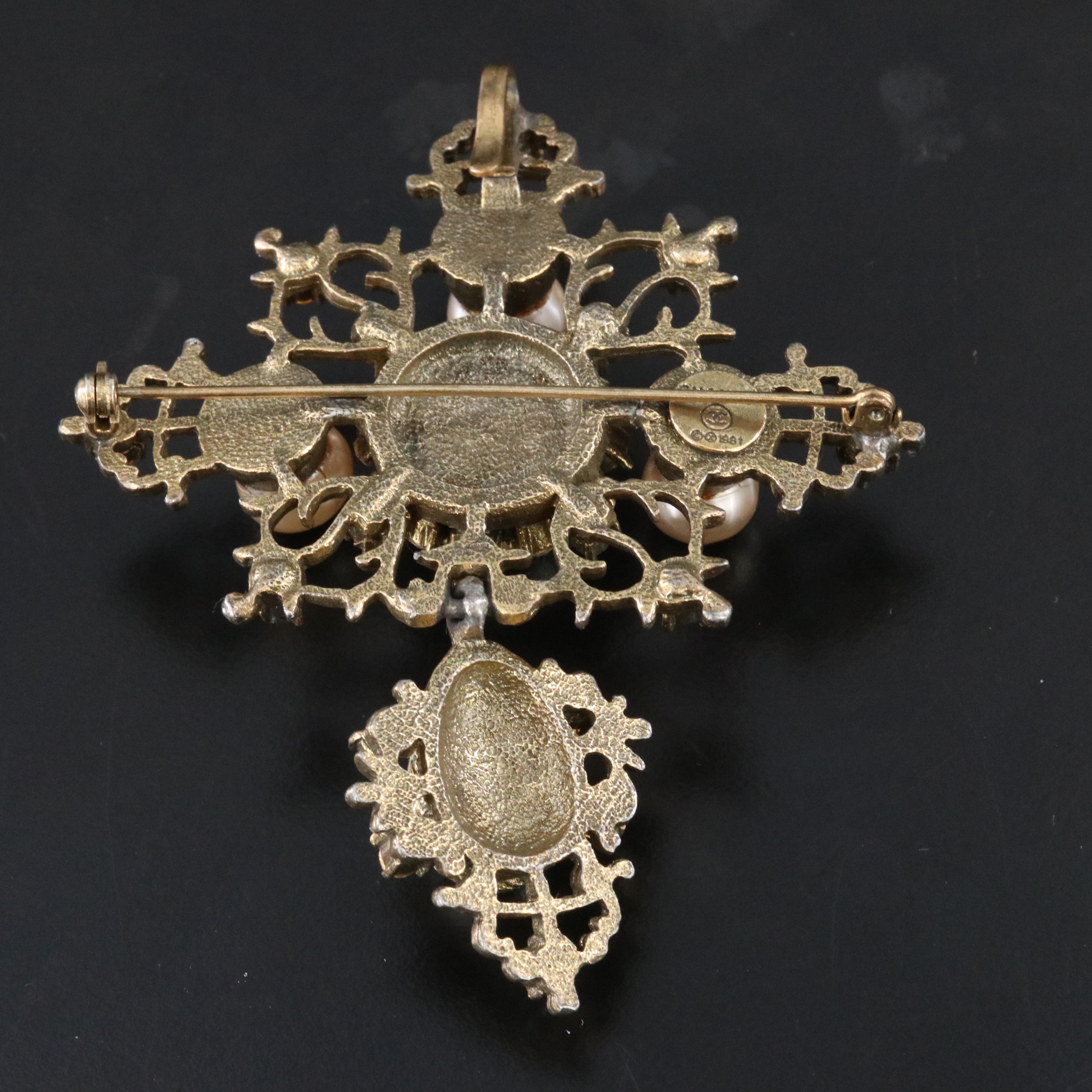 Chanel Glass Pearl and Strass Crystal Brooch 1981