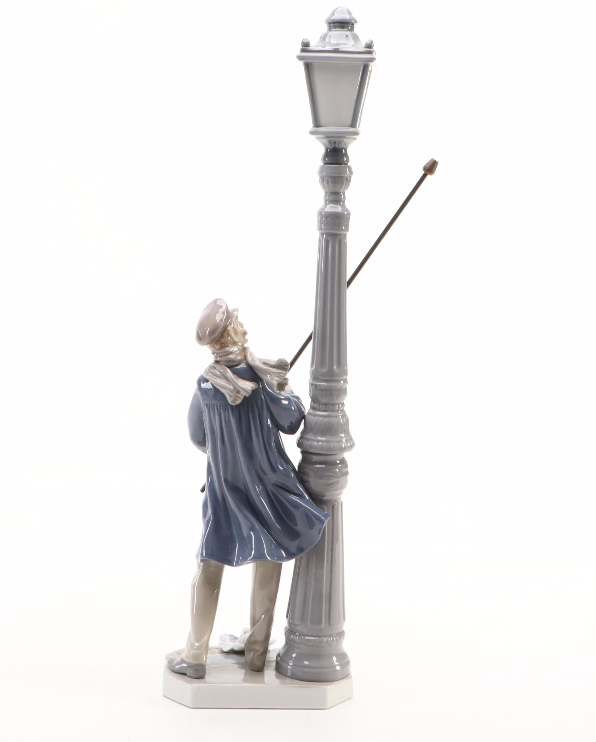 Lladró "Lamplighter" Porcelain Figurine