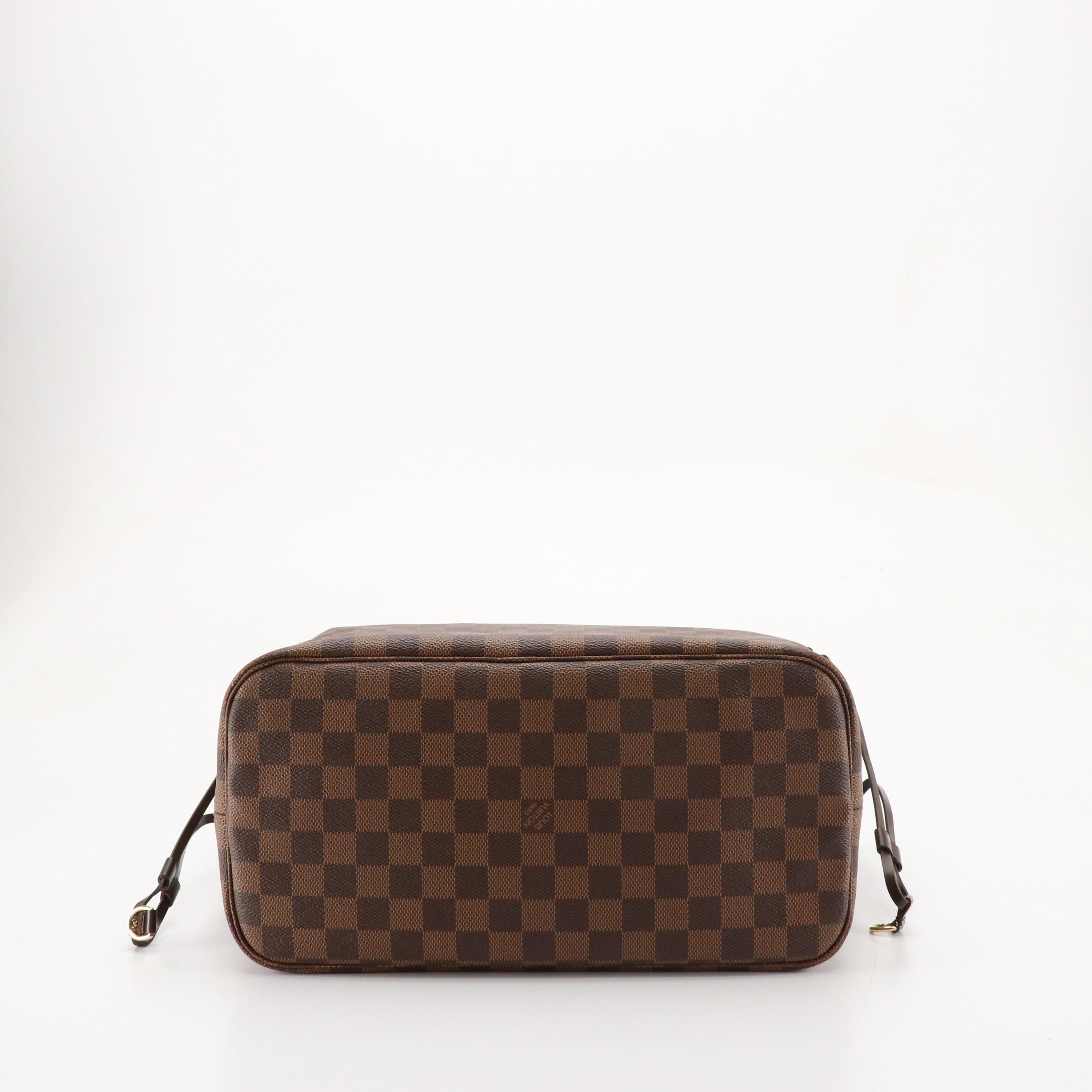 Louis Vuitton Neverfull MM Tote in Damier Ebene Canvas and Leather