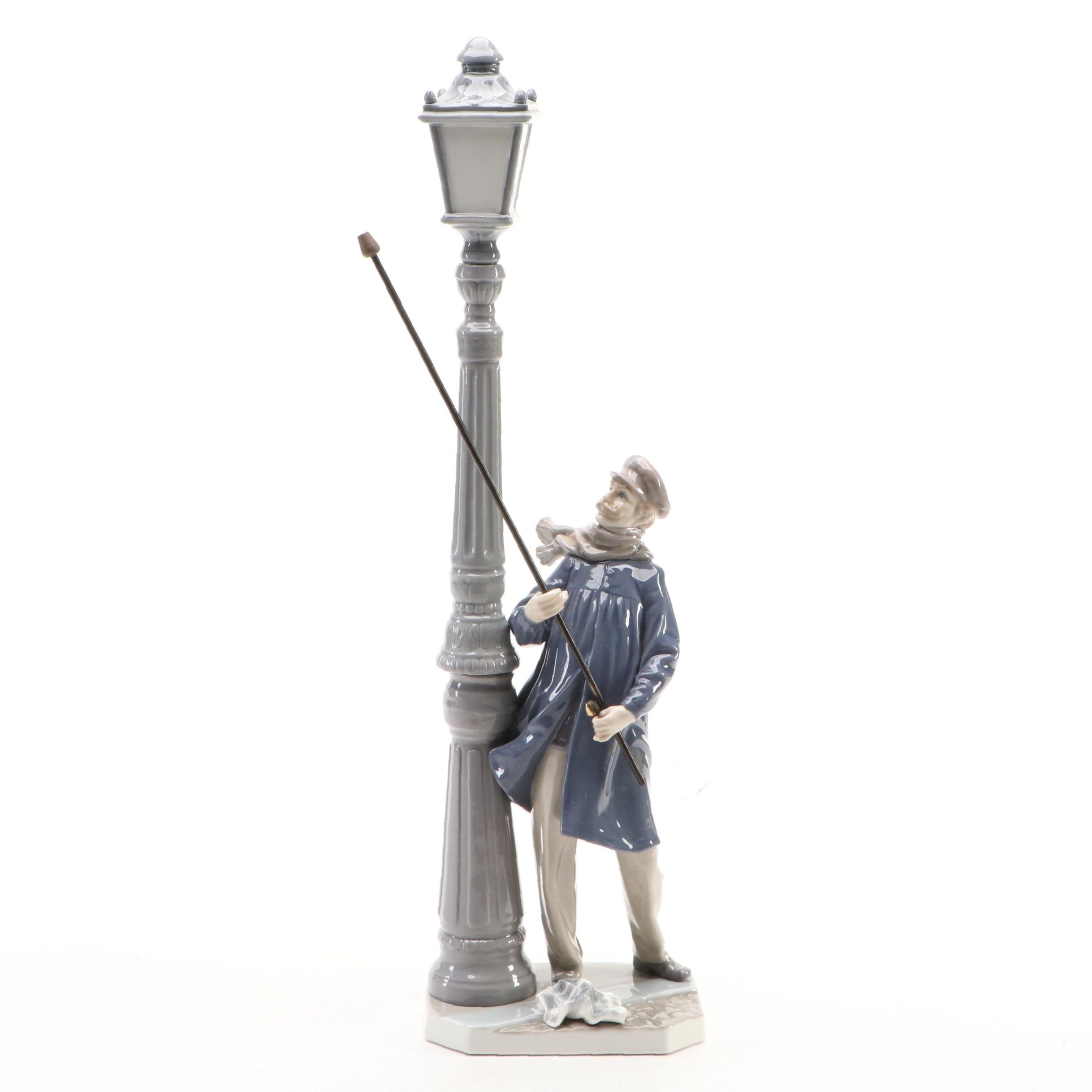 Lladró "Lamplighter" Porcelain Figurine