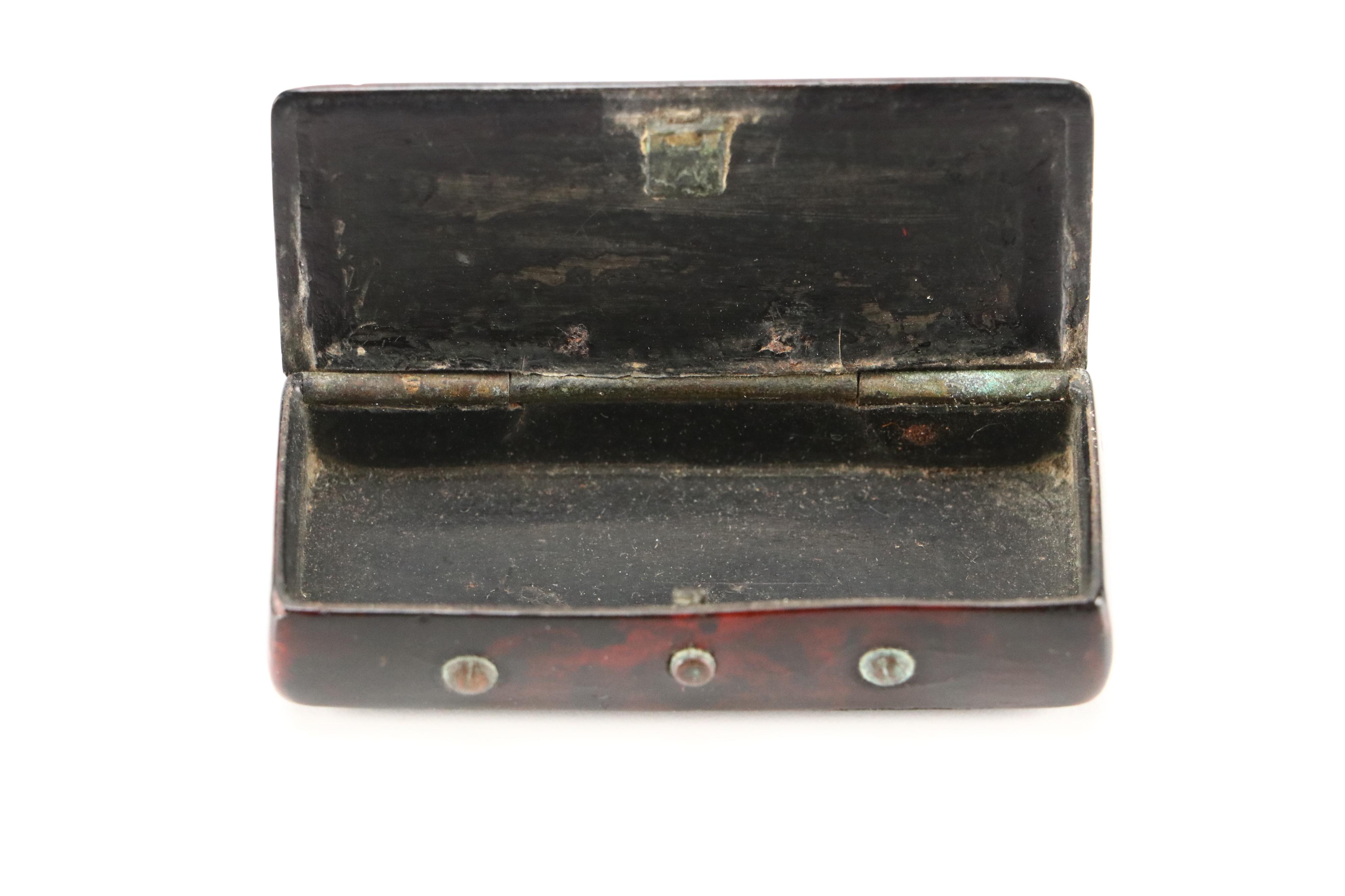 Continental Victorian Abalone and Tortoiseshell Snuffbox