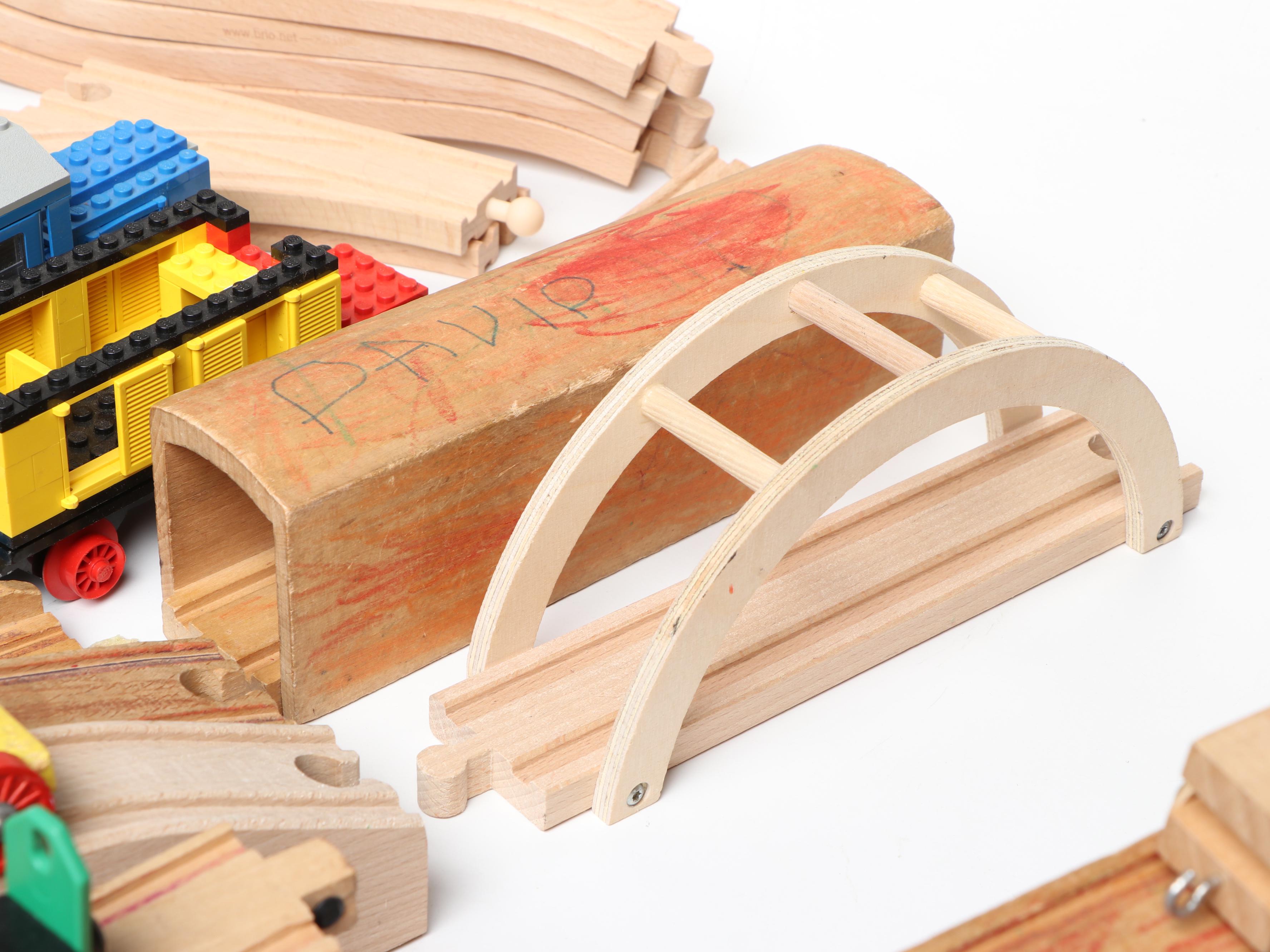 Wood and Plastic Toy Train Sets with National Geographic Our Universe Space Kit