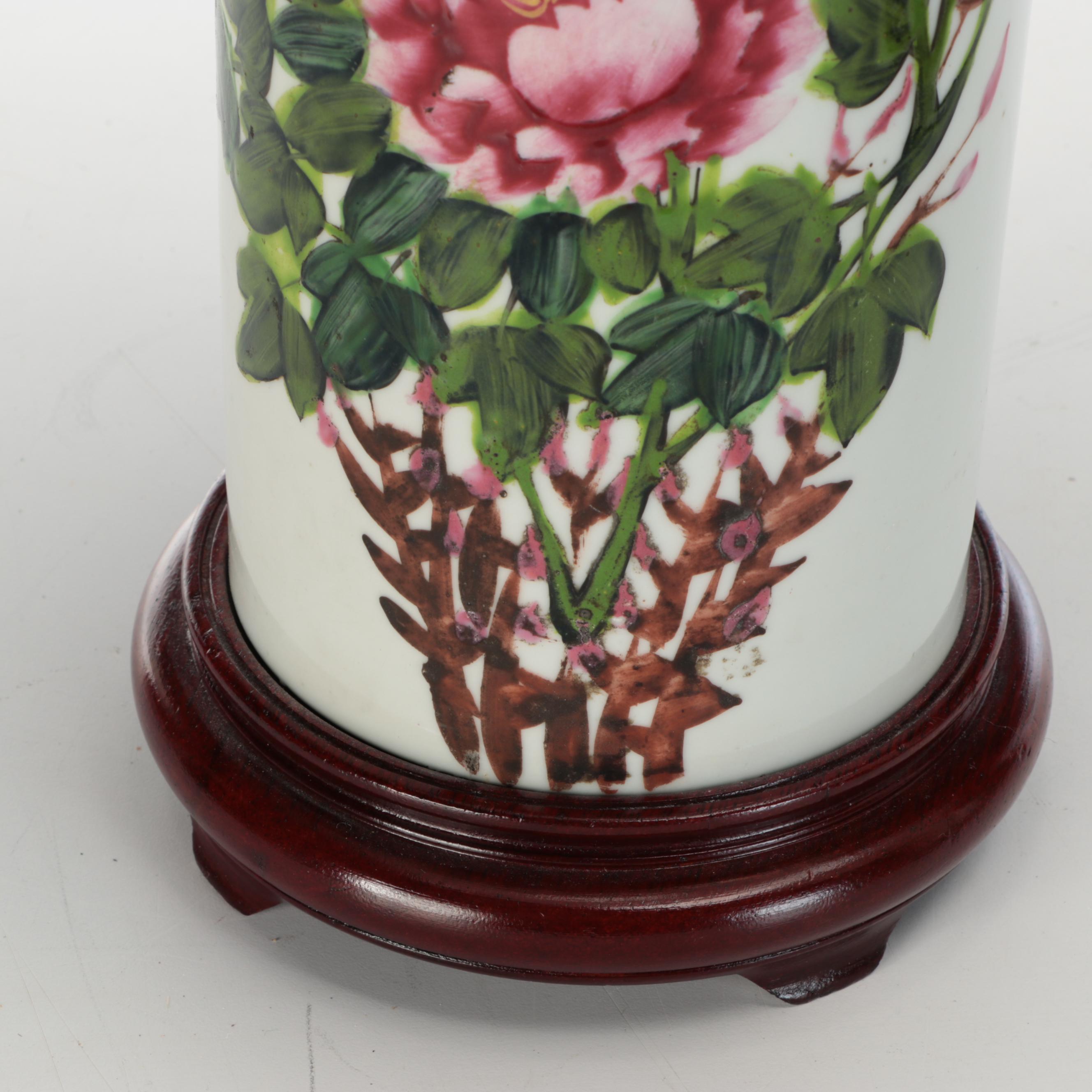 Hand-Painted Chinese Porcelain Hat Stand Table Lamps with Silk Shades