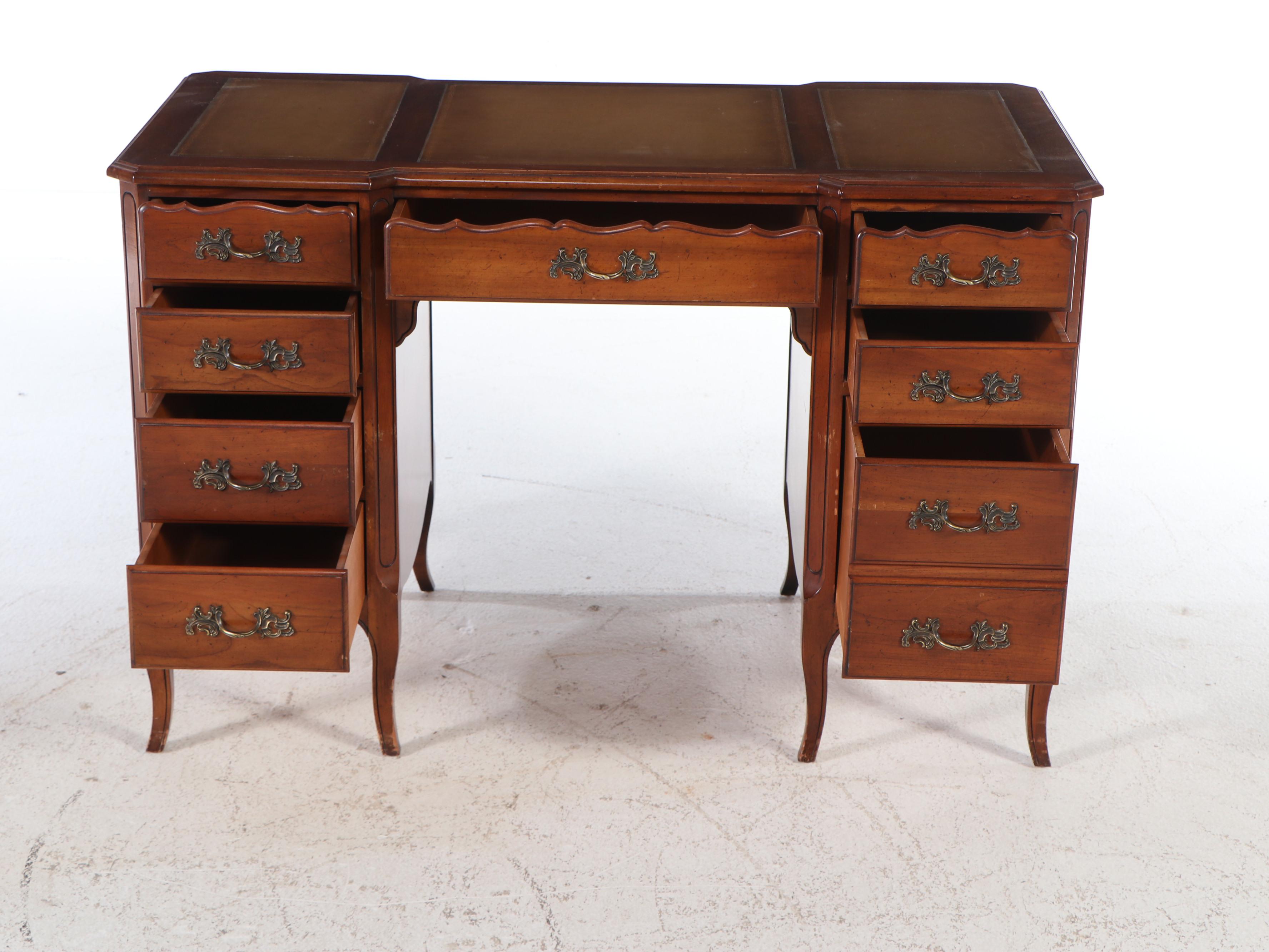 Townsend Mfg Co. French Provincial Leather Top Mahogany Desk