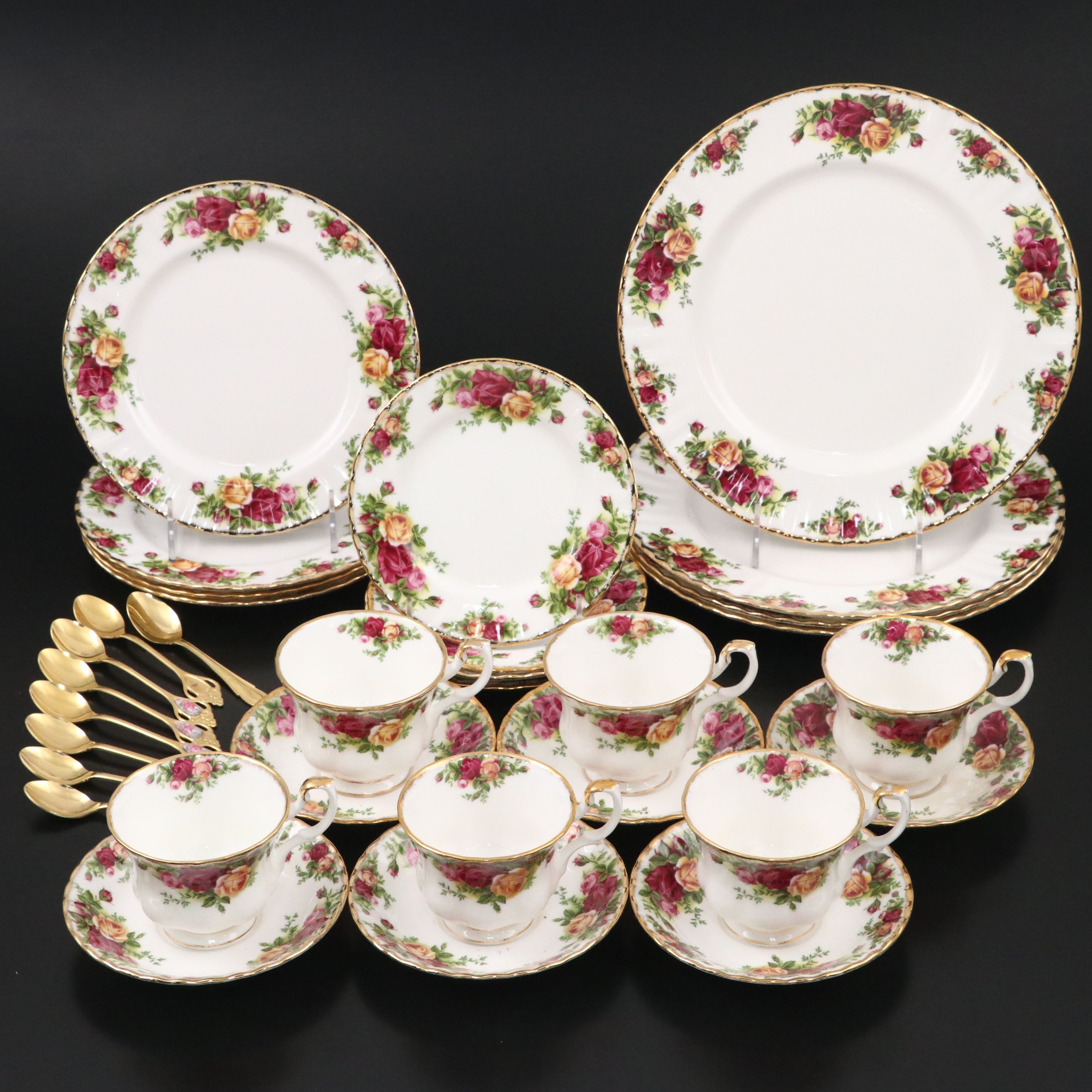 Royal Albert "Old Country Roses" Bone China Dinnerware
