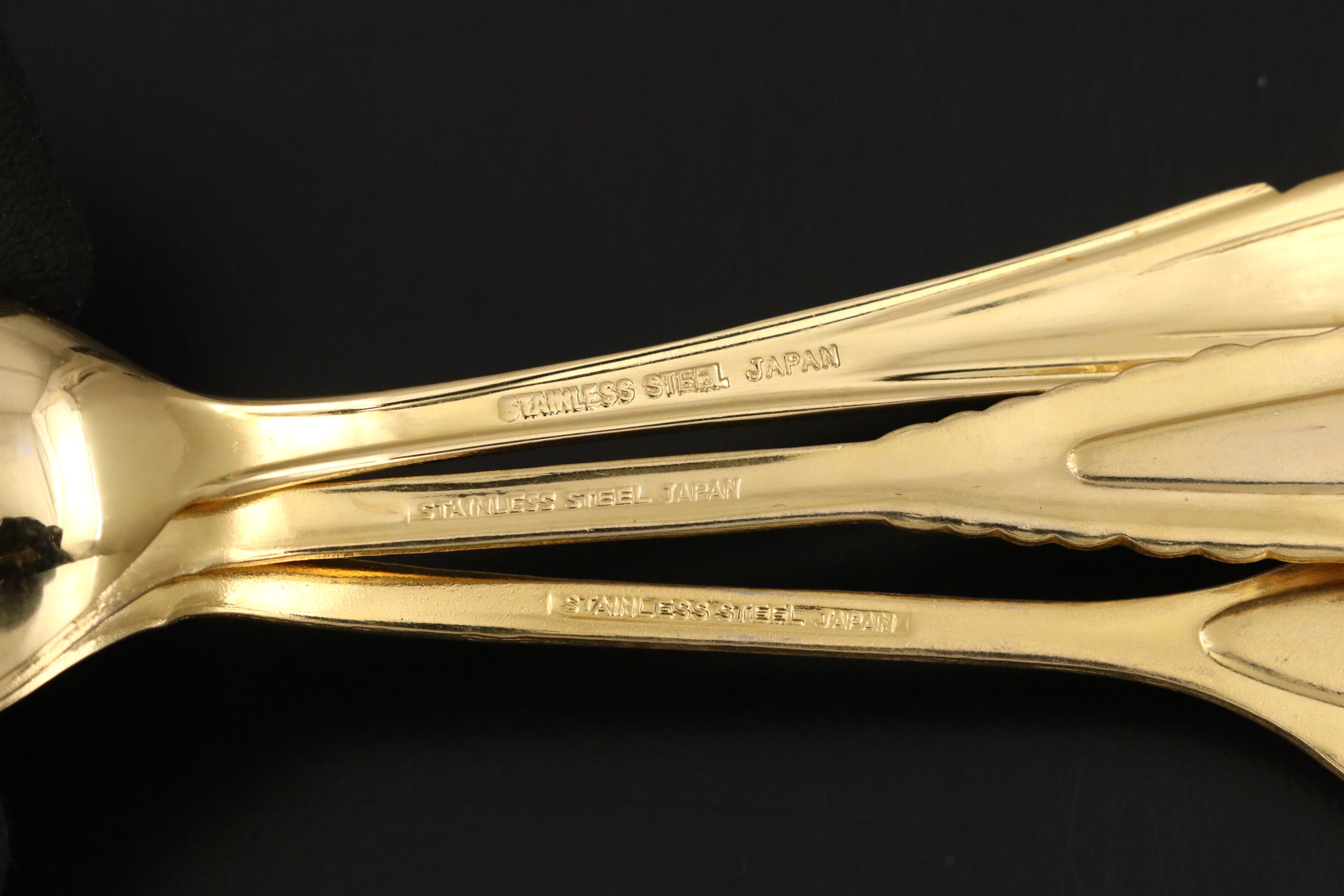 Royal Albert "Old Country Roses" Bone China Dinnerware