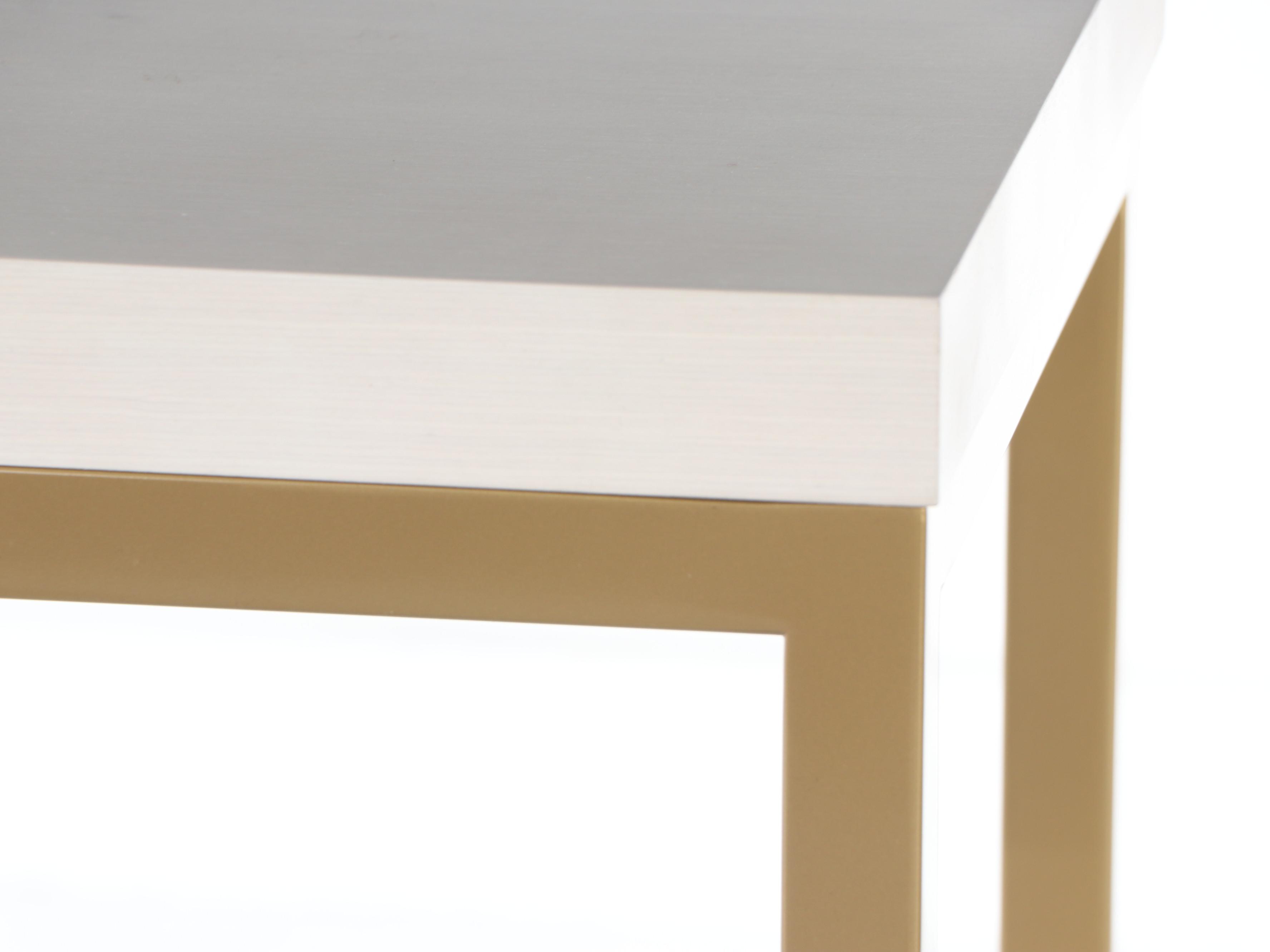 Universal Furniture Contemporary Marble Top Gold Tone Metal Bar with Stools