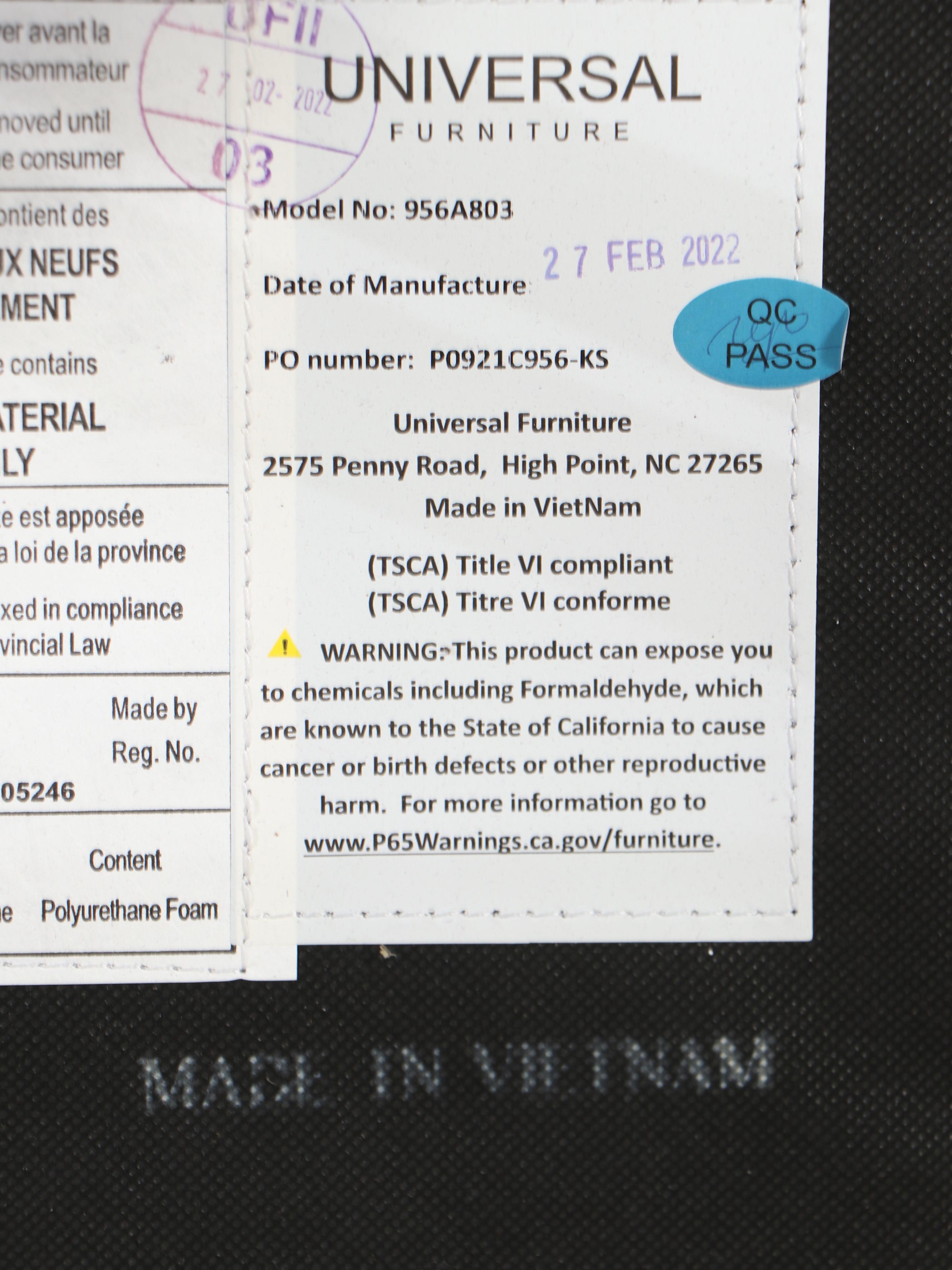 Universal Furniture Contemporary Marble Top Gold Tone Metal Bar with Stools