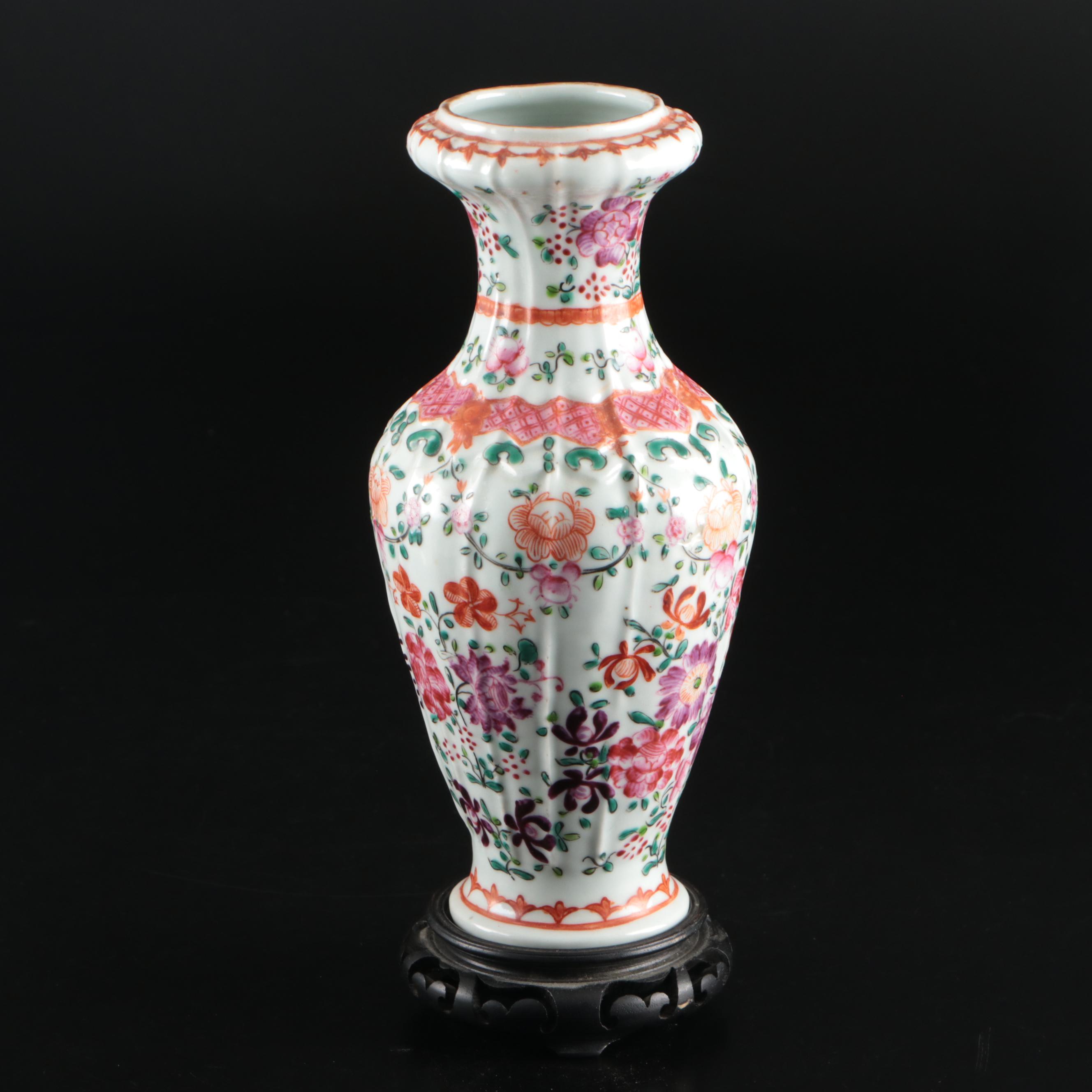 Chinese Style Porcelain Vase