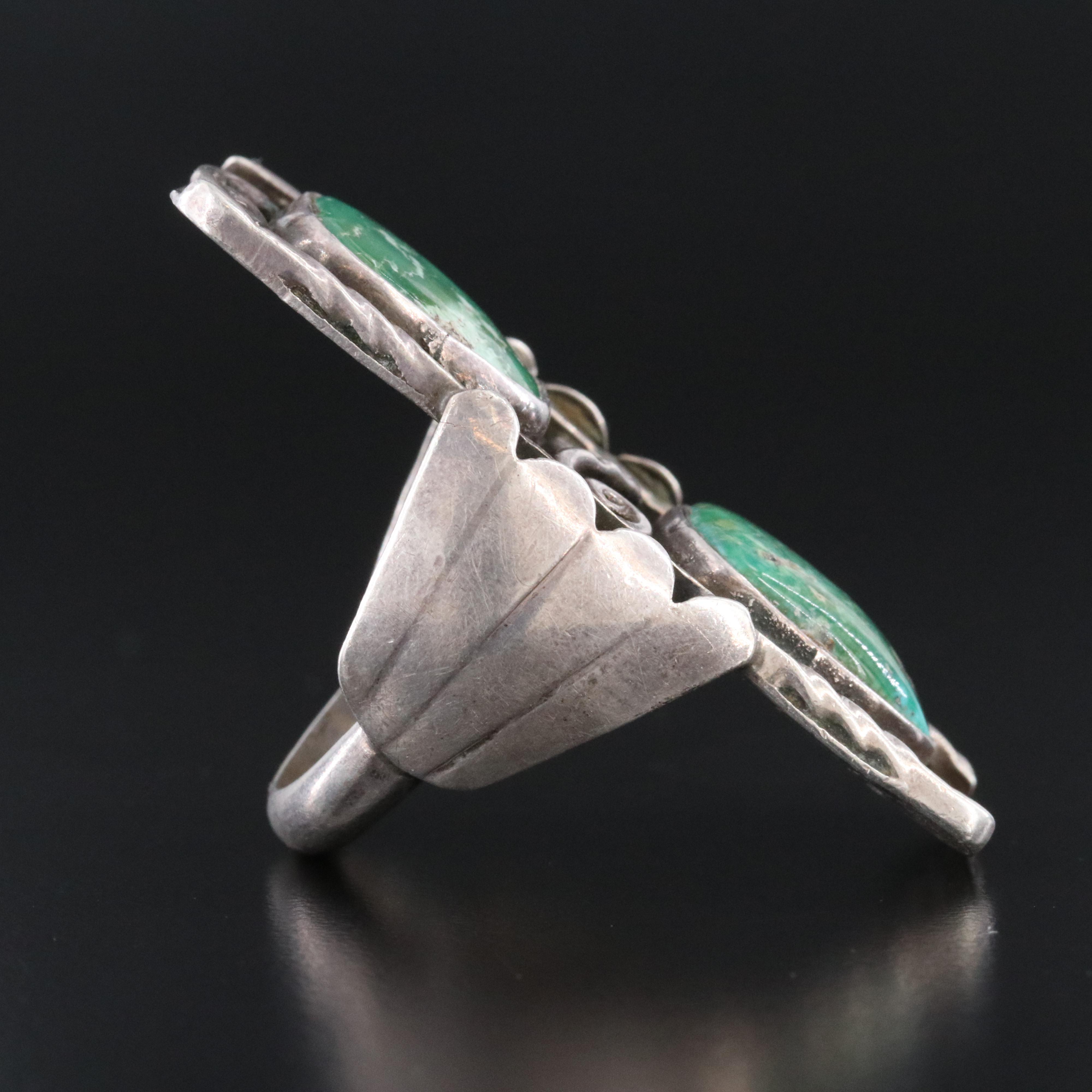 Western Style Sterling Turquoise Pointer Ring