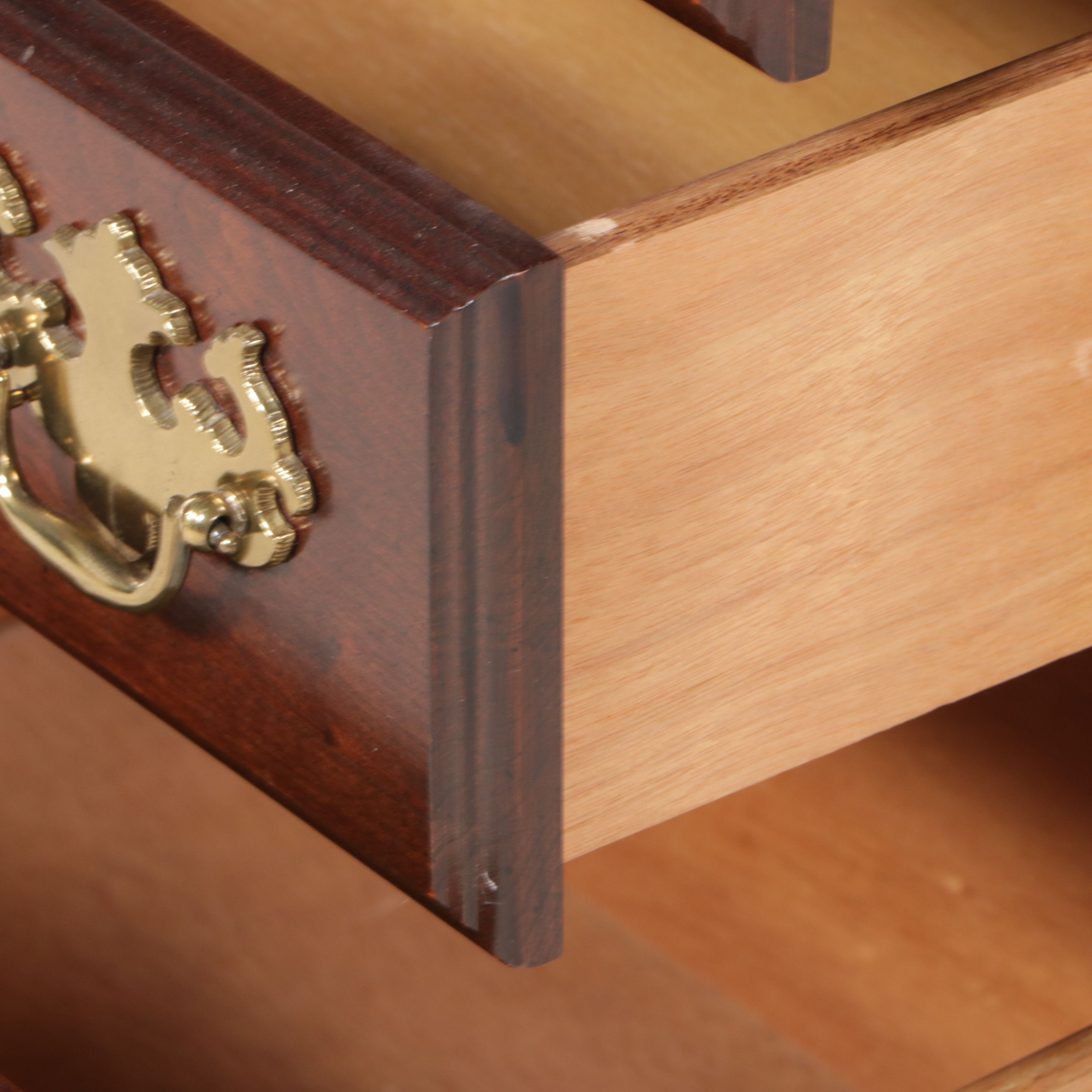 Kincaid Cherry Mountain III Federal Style Four-Poster Bed and Nightstand