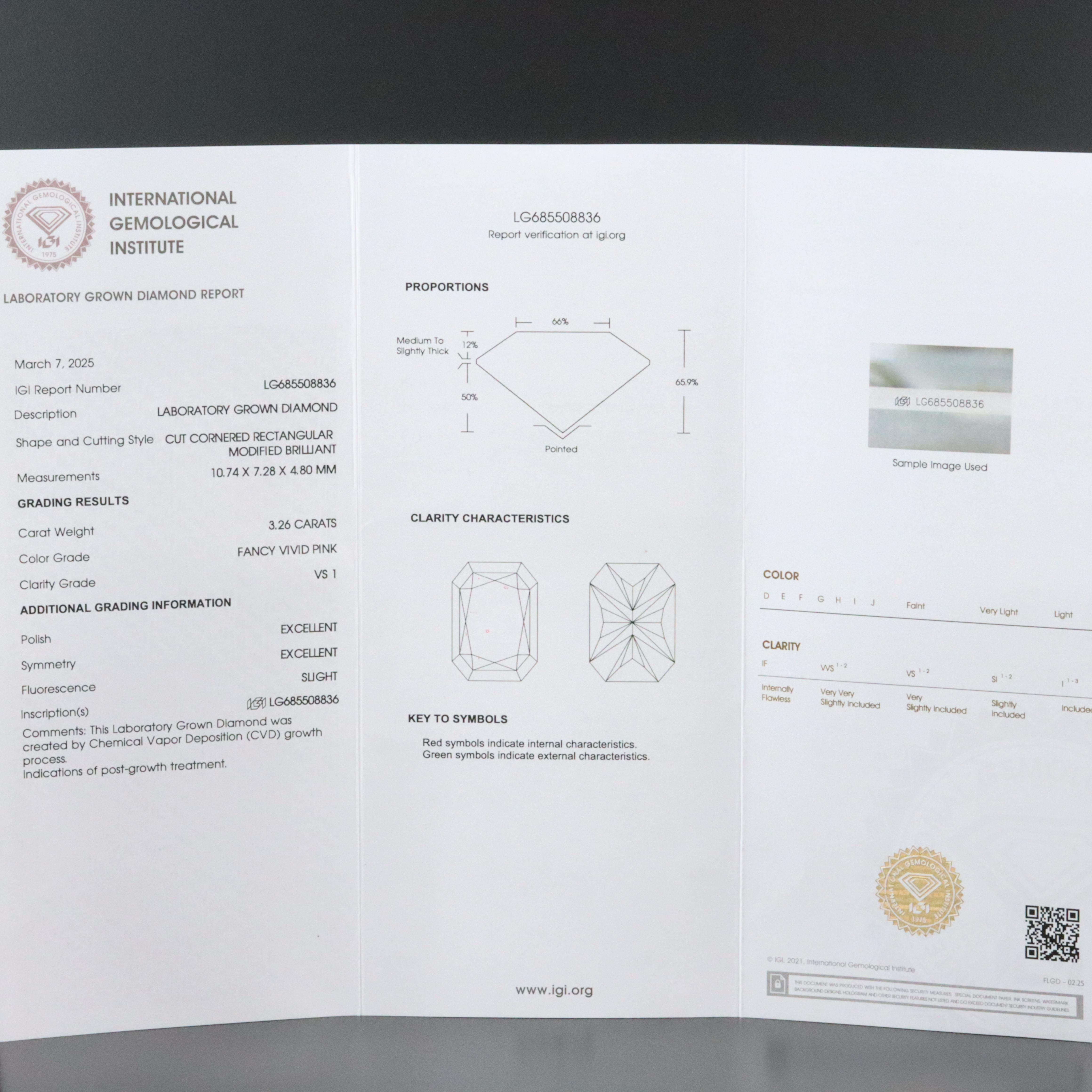 14K 3.86 CTW Lab Grown Diamond Ring with Fancy Pink Center and IGI Report
