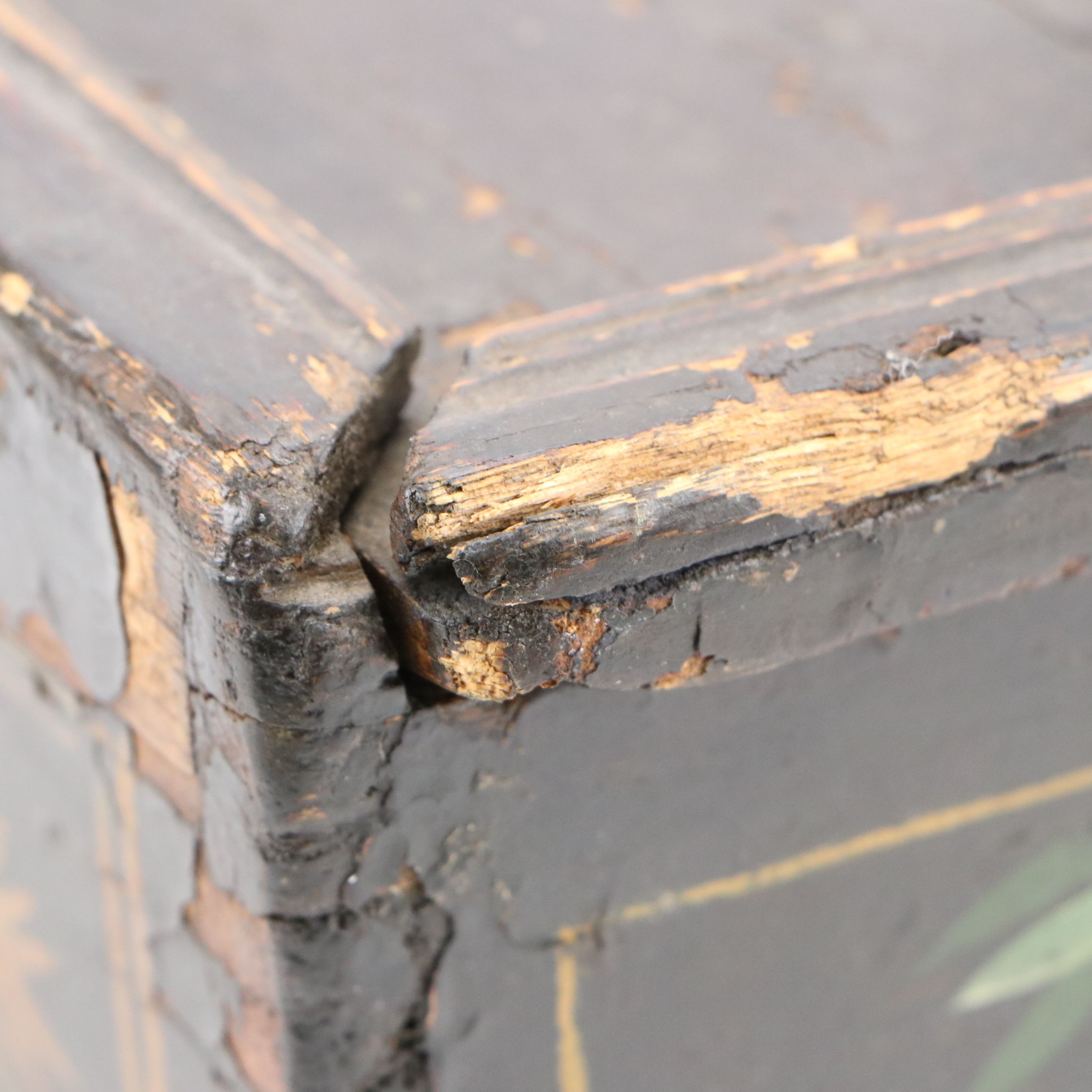 Chinese Hand-Painted Wooden Basket Lunchbox