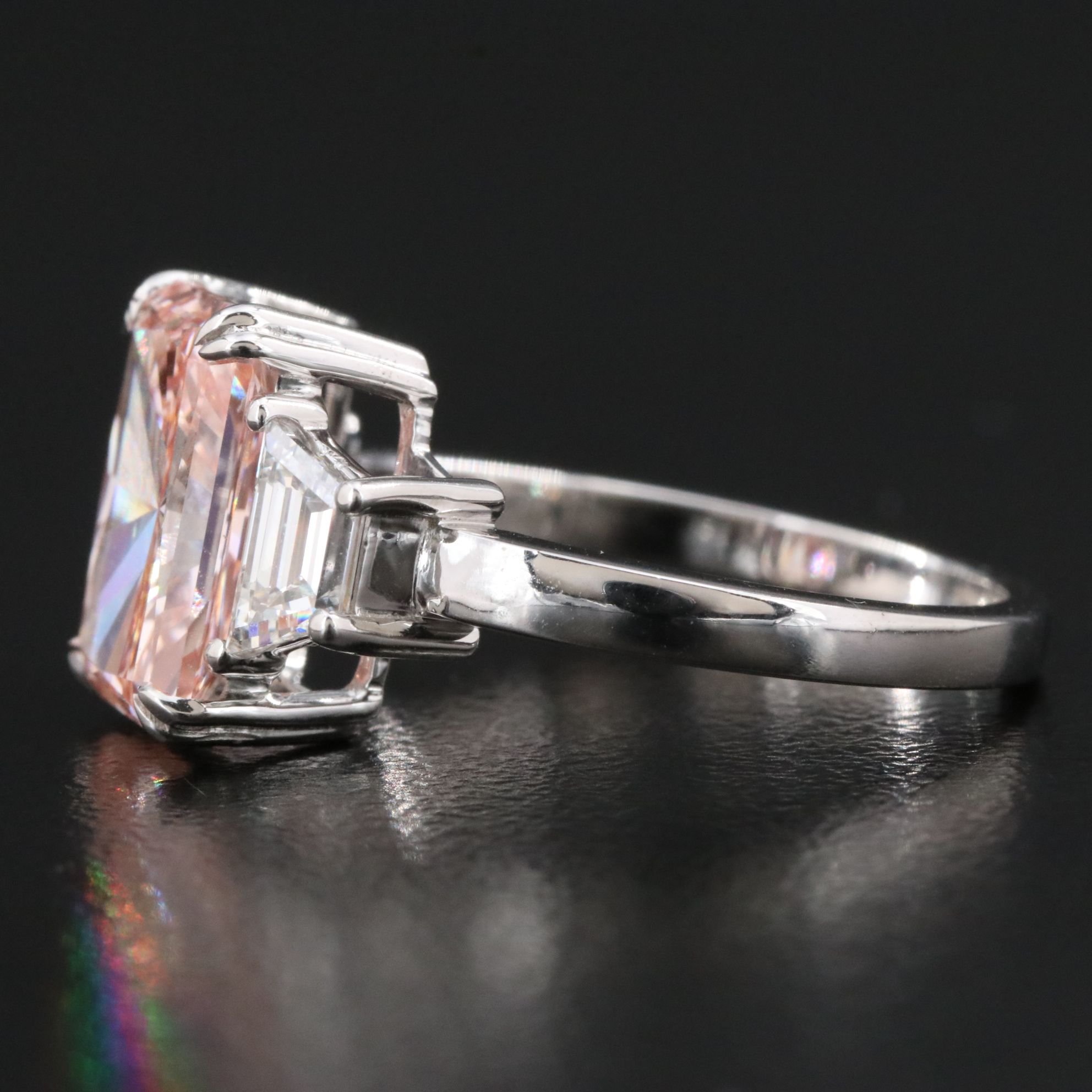 14K 3.85 CTW Fancy Vivid Pink Lab Grown Diamond Ring with IGI Report