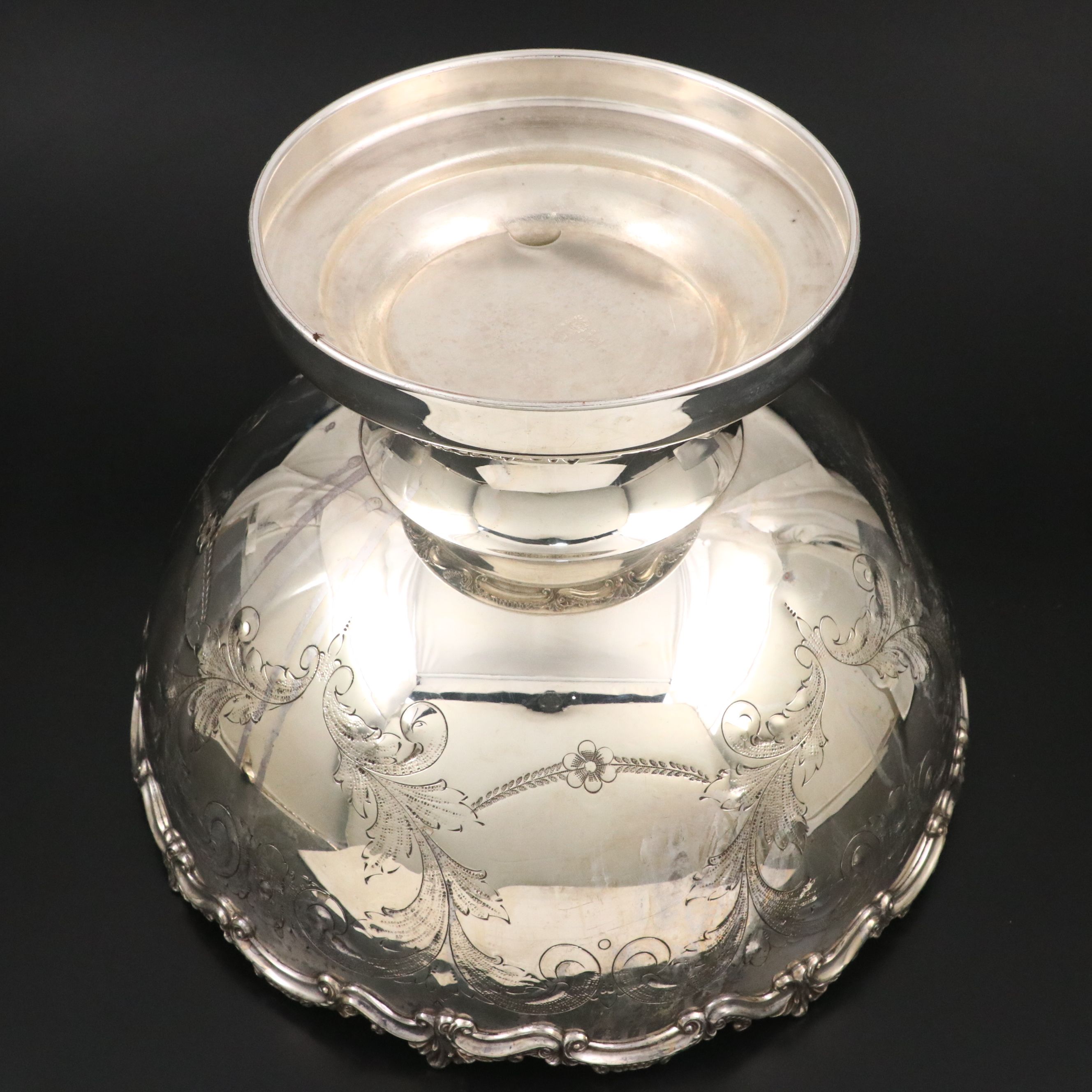 Birmingham Silver Co. Silver Plate Punch Bowl with Other Ladle