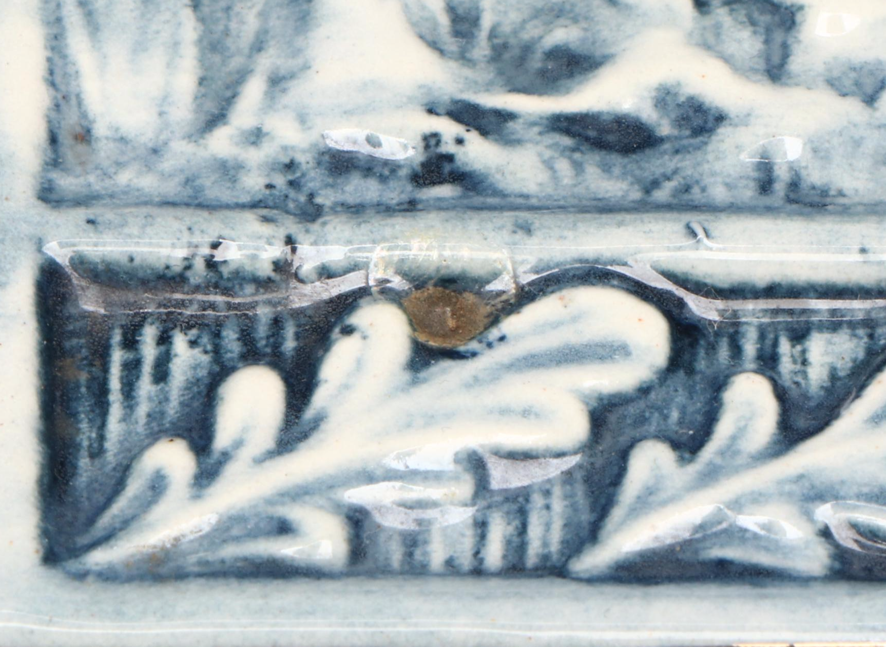 Italian R. Capodimonte Gilt Ceramic Decorative Box