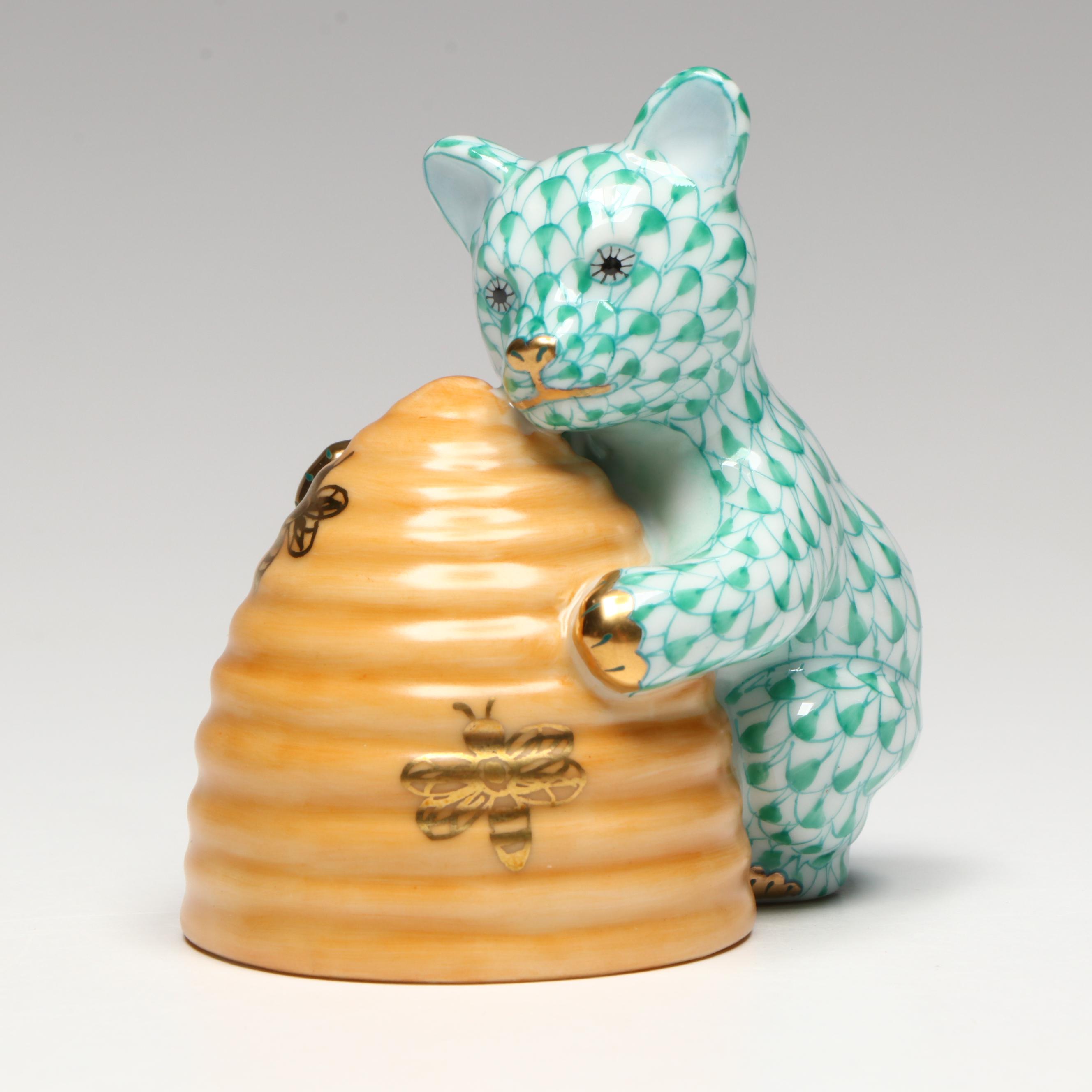 Herend Green Fishnet with Gold "Honey Bear" Porcelain Figurine