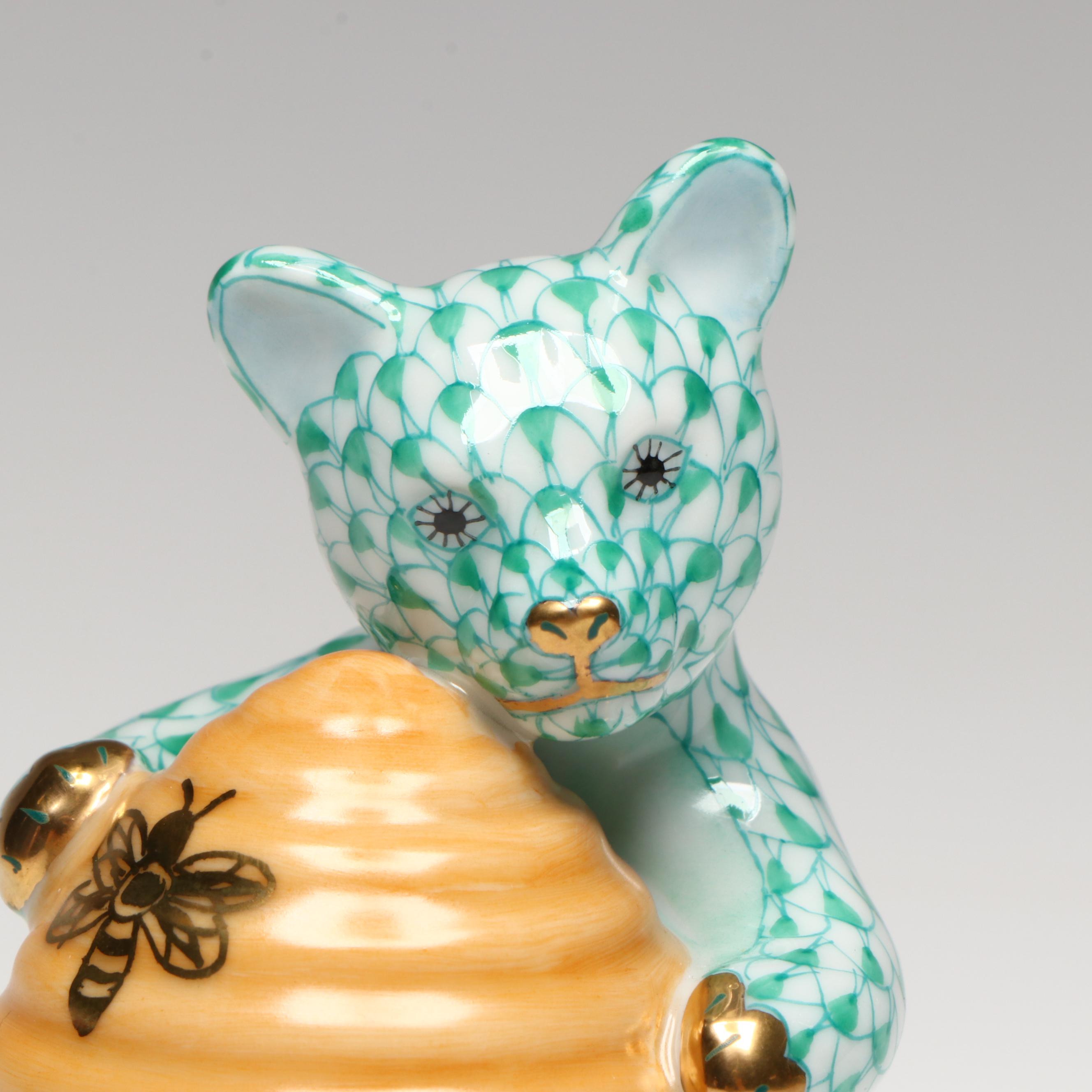 Herend Green Fishnet with Gold "Honey Bear" Porcelain Figurine